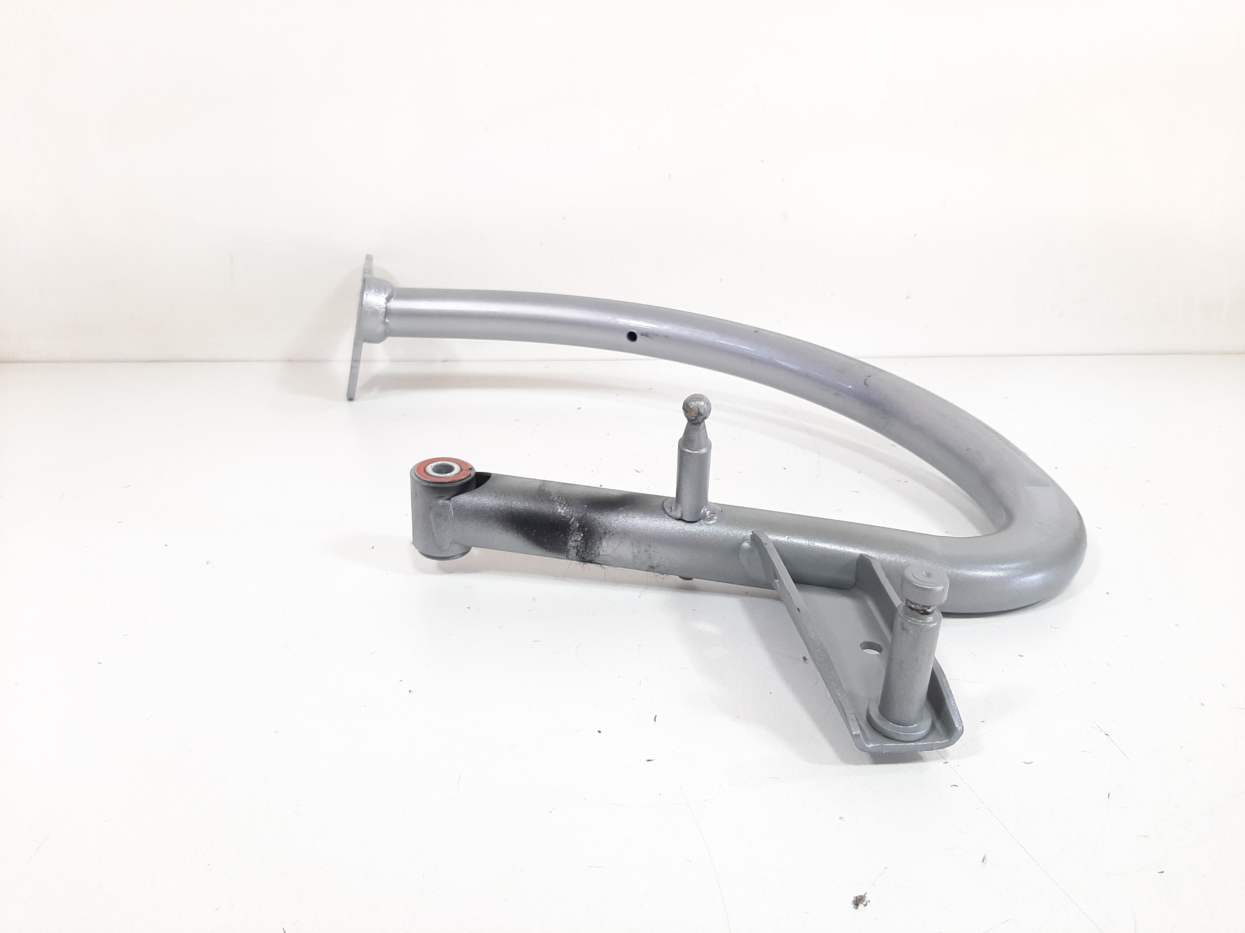 Dobradiça Esquerda Porta Malas Audi A4 2013 2014 2015 2016 3