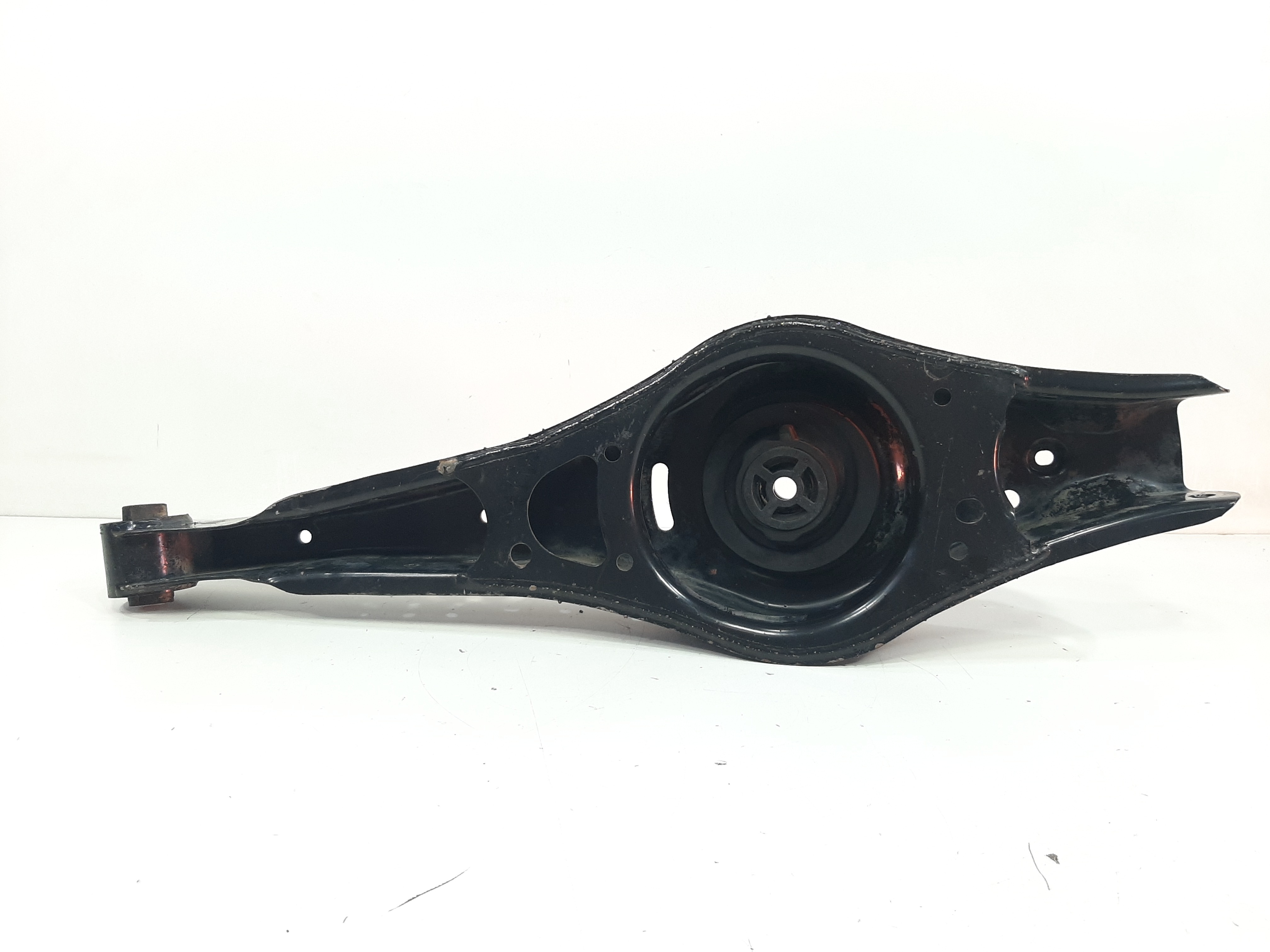 Bandeja Traseira Direita Vw Tiguan 2012 2013 2014 A 2017 1