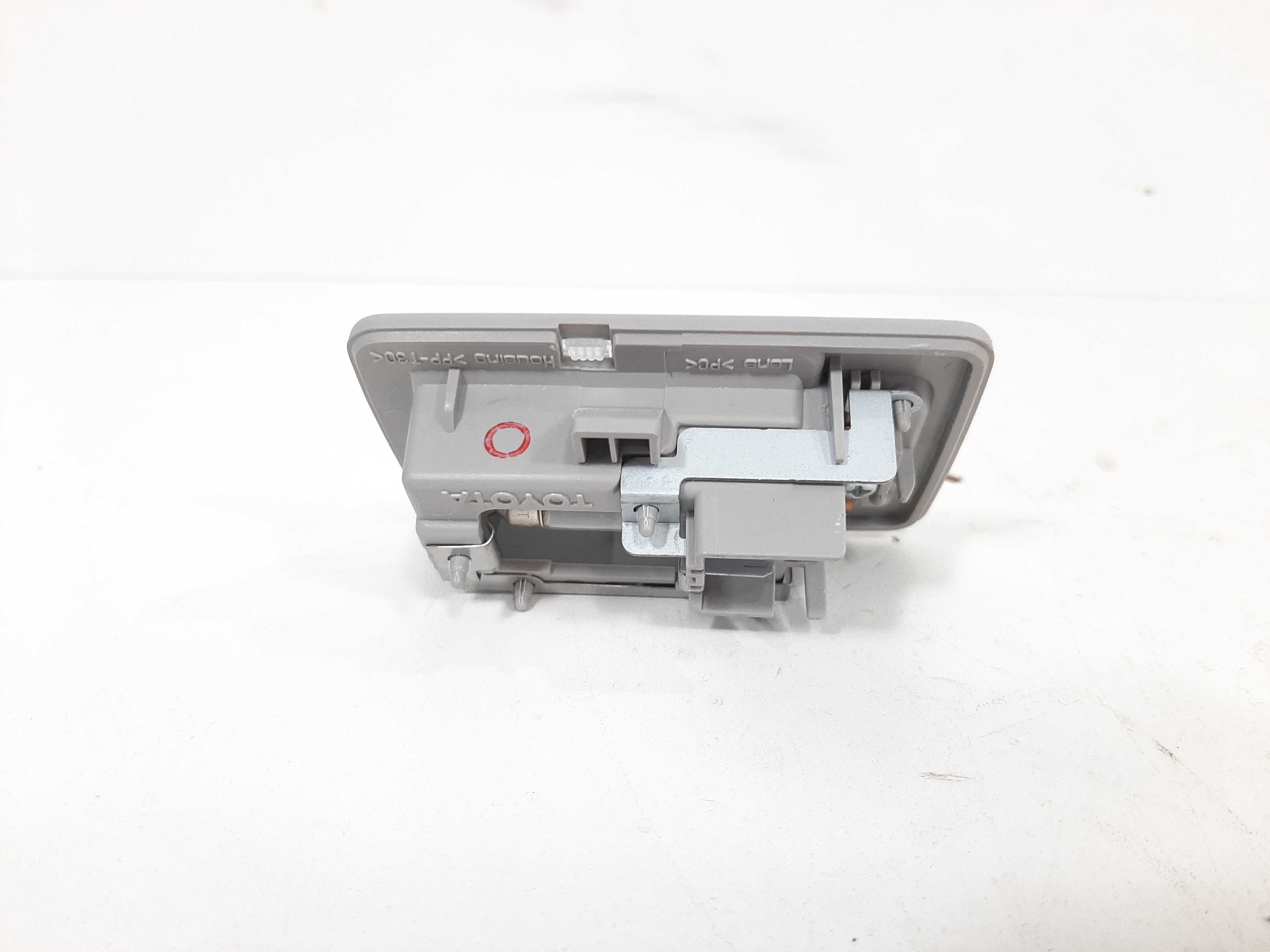 Luz Cortesia Toyota Corolla Xei 2.0 16v 2014 2015 2016 2017 4