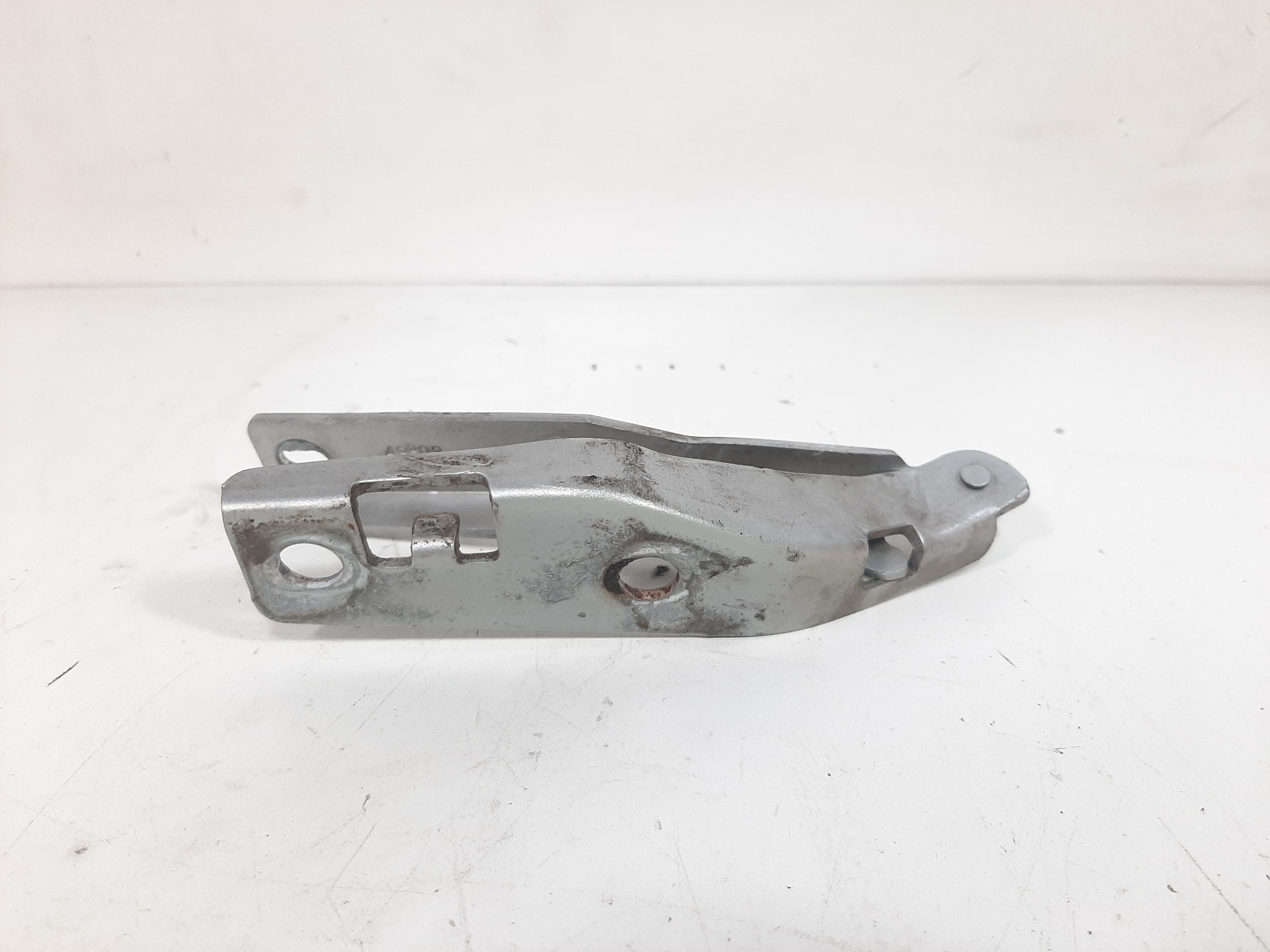 Dobradiça Dianteira Direita Capô Peugeot 207 2008 A 2013 2