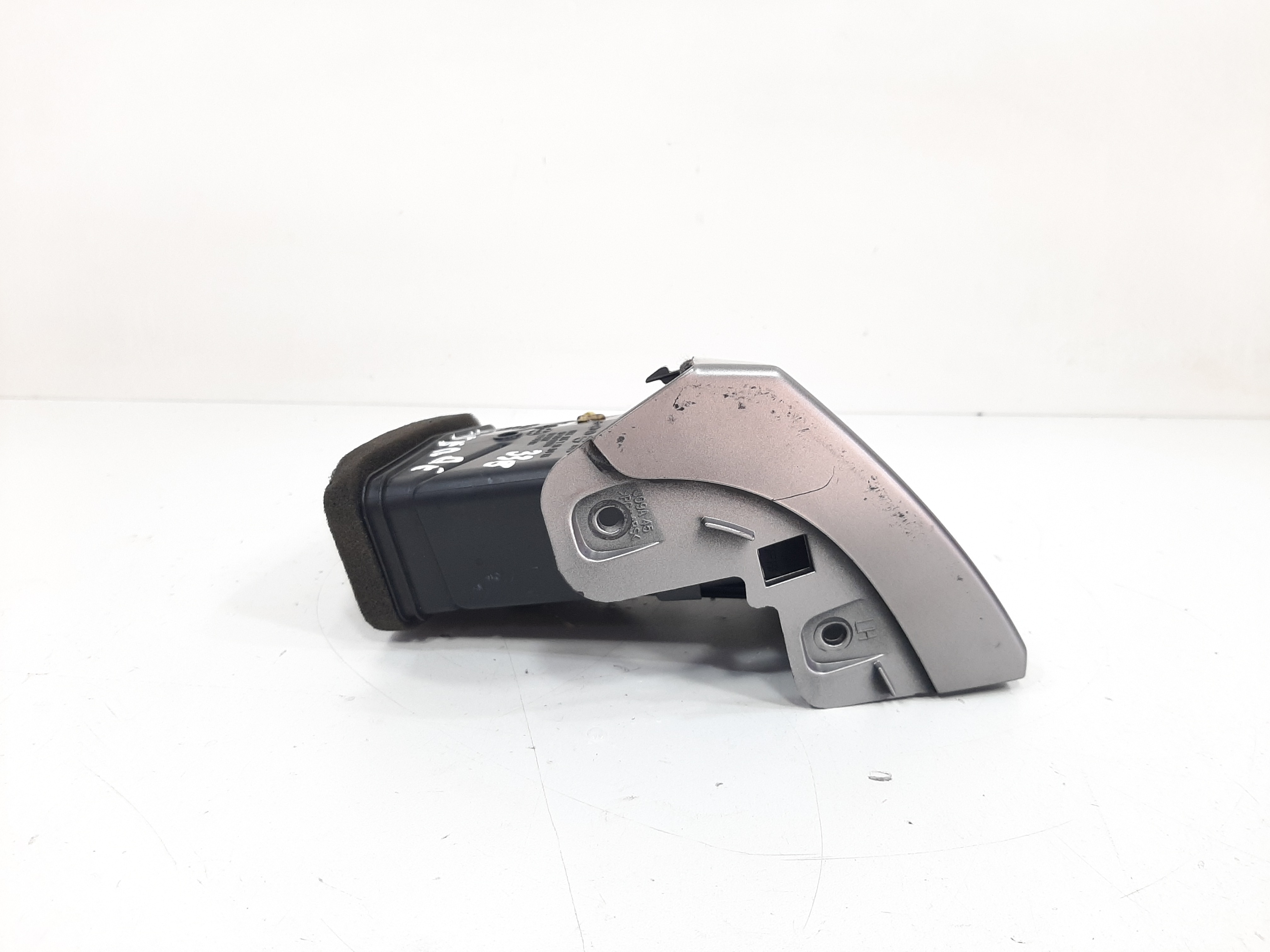 Difusor Ar Dianteiro Esquerdo Veloster 2012 2013 C/ Detalhe 2