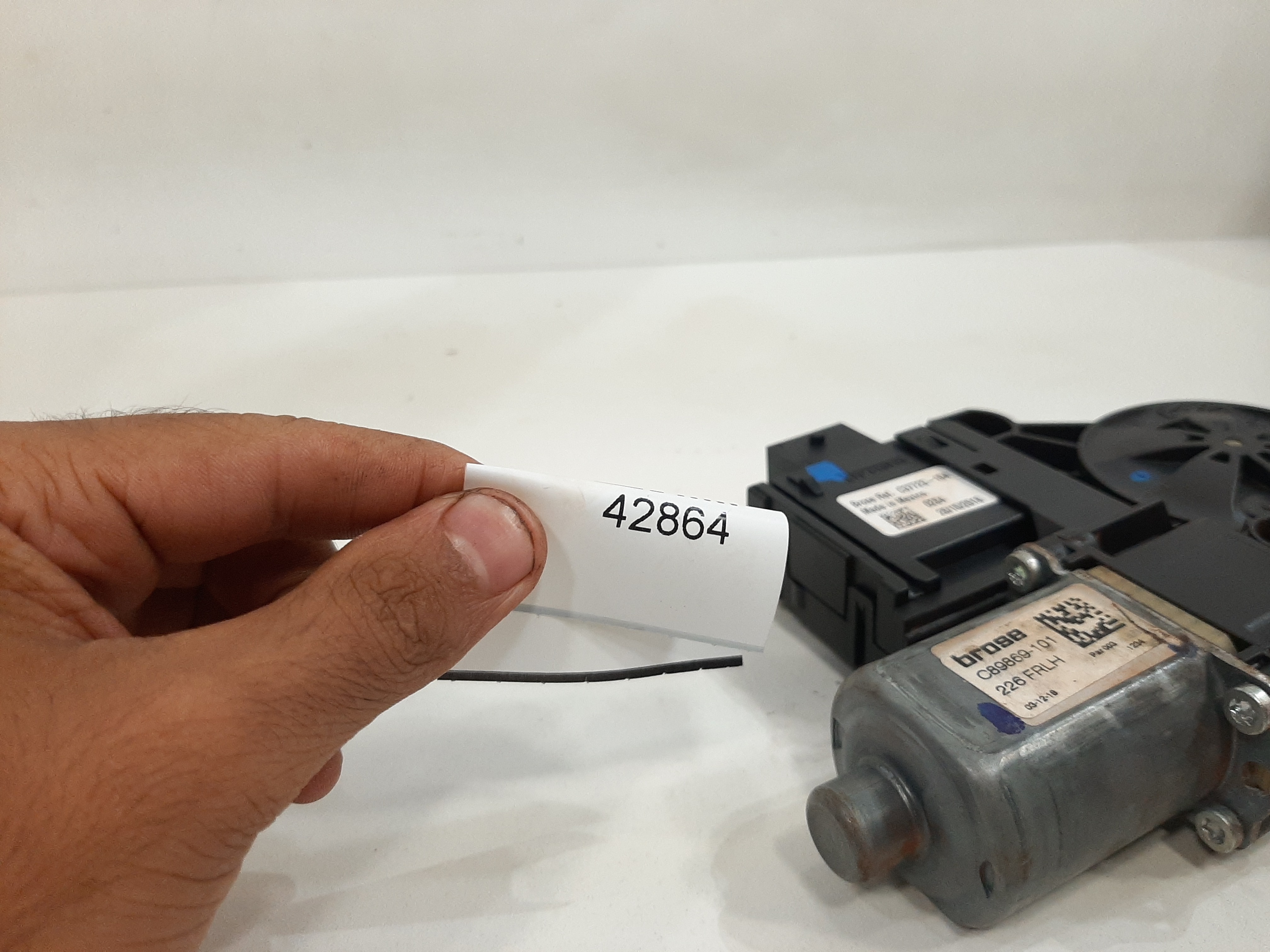 Motor Maquina Vidro Dianteiro Esquerdo Fiat Toro 2016 A 2022 6