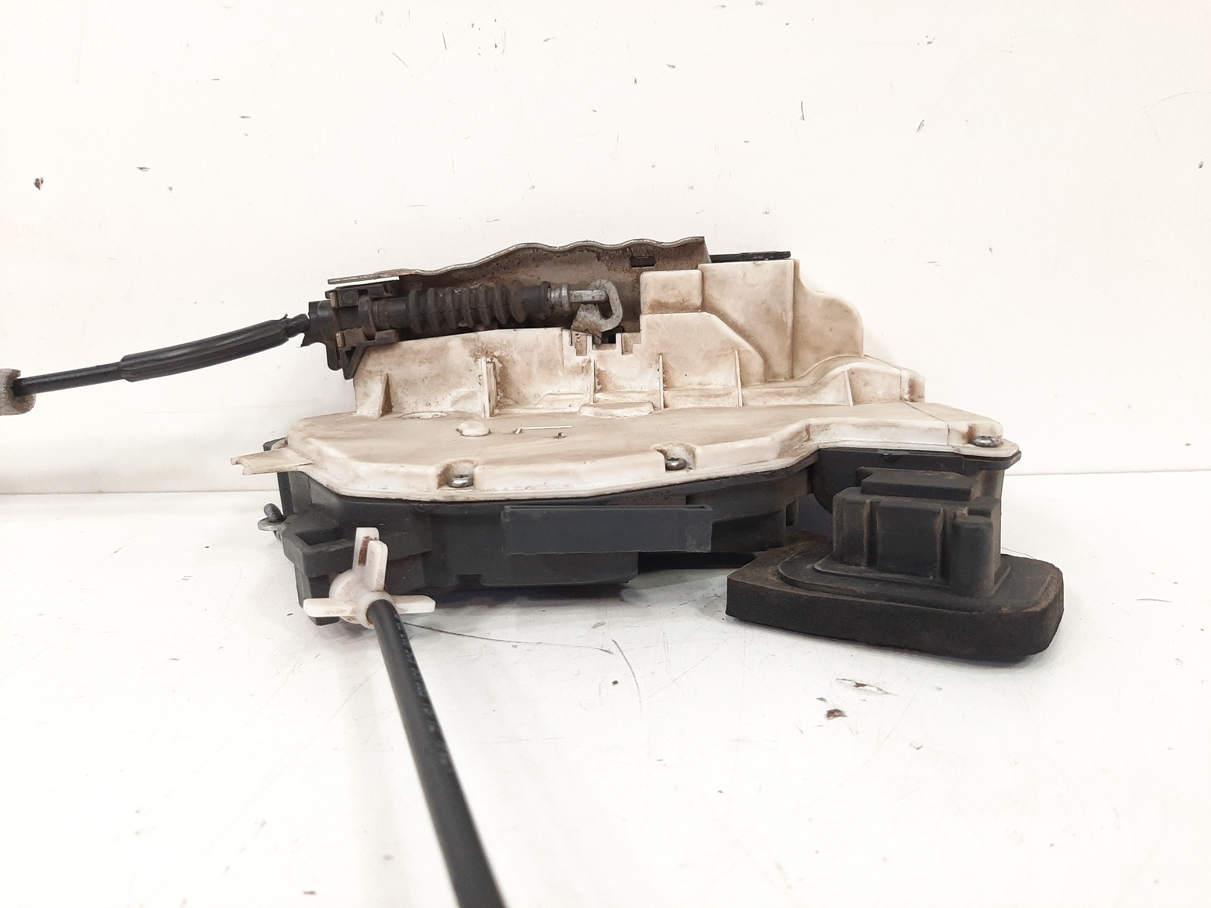 Fechadura Porta Dianteira Direita Vw Jetta 2.0 Tsi 2011 A 17 5