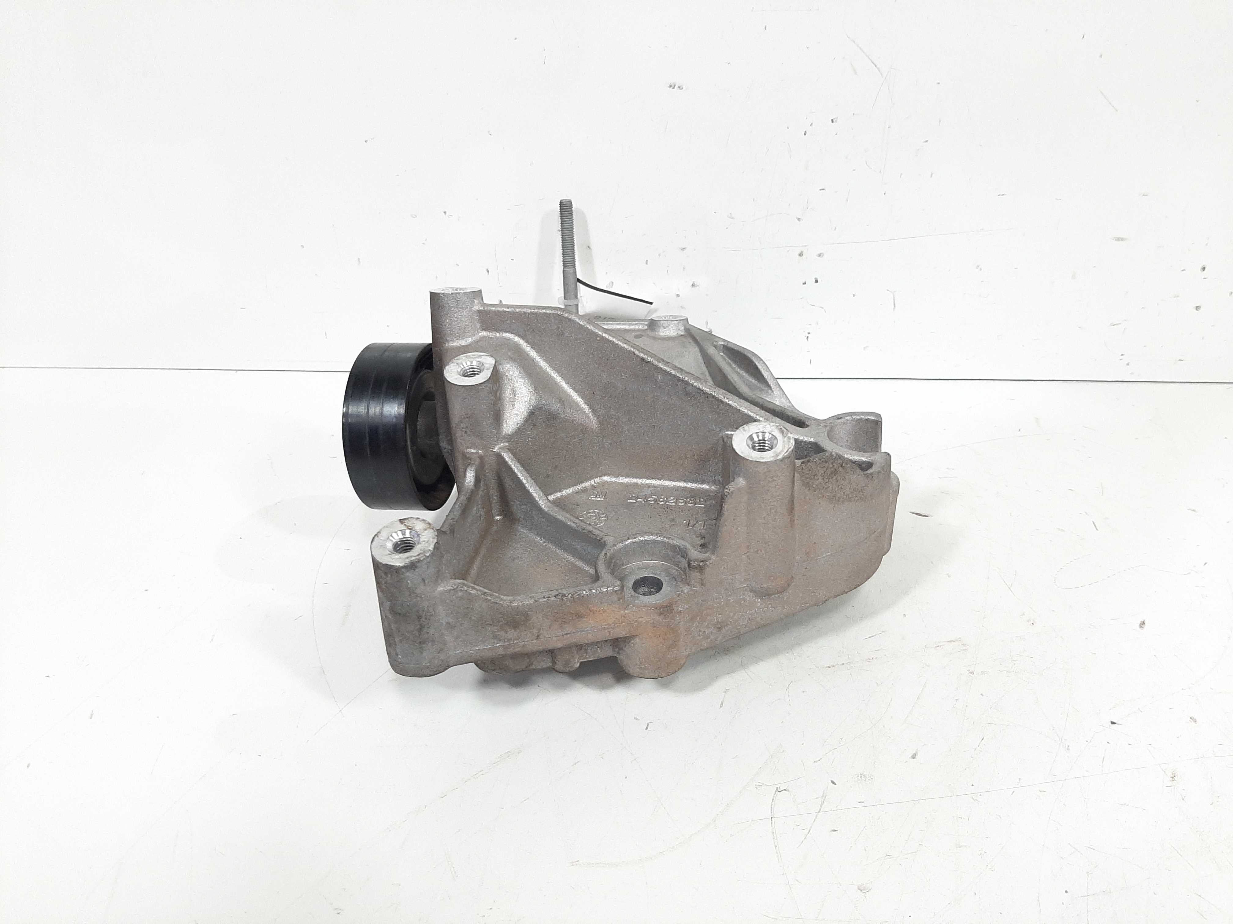 Suporte Compressor Ar Gm Onix 2013 2014 2015 2016 A 2018 5