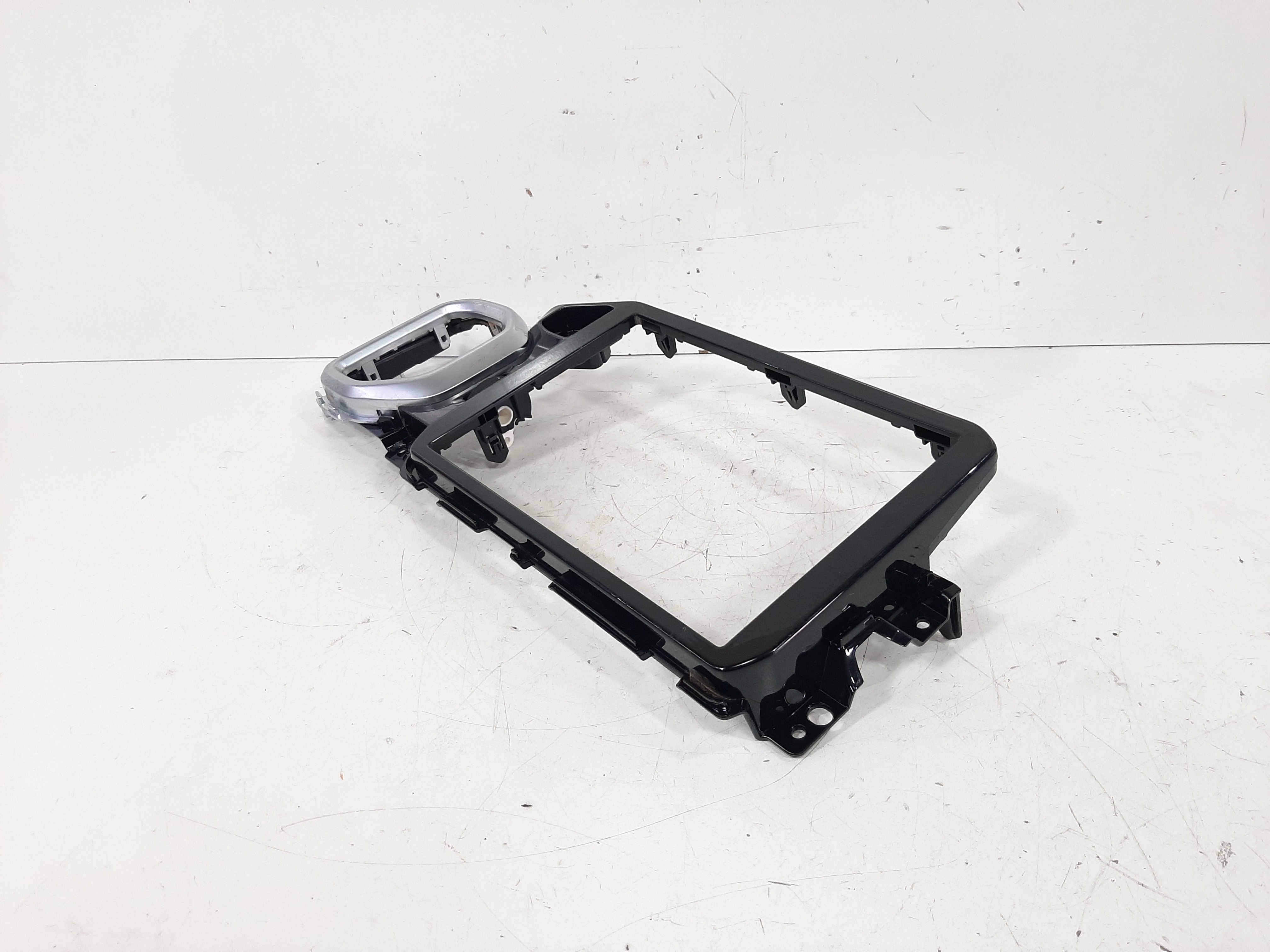 Moldura Multimidia Chery Tiggo 5x 1.5t 16v 2019 2020 2021 4