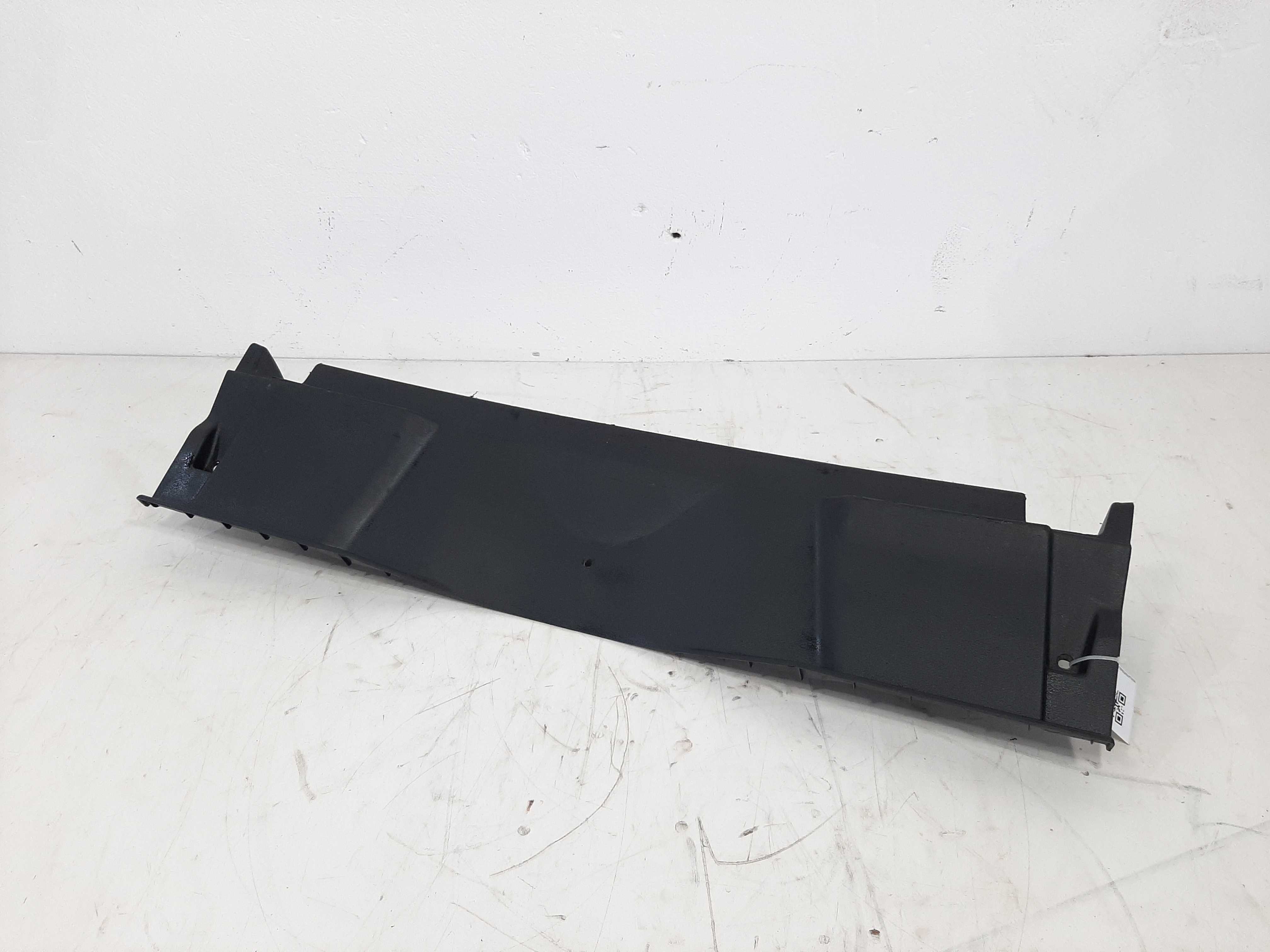 Acabamento Porta Malas Vw Jetta 2015 2016 2017 2018 2019 6