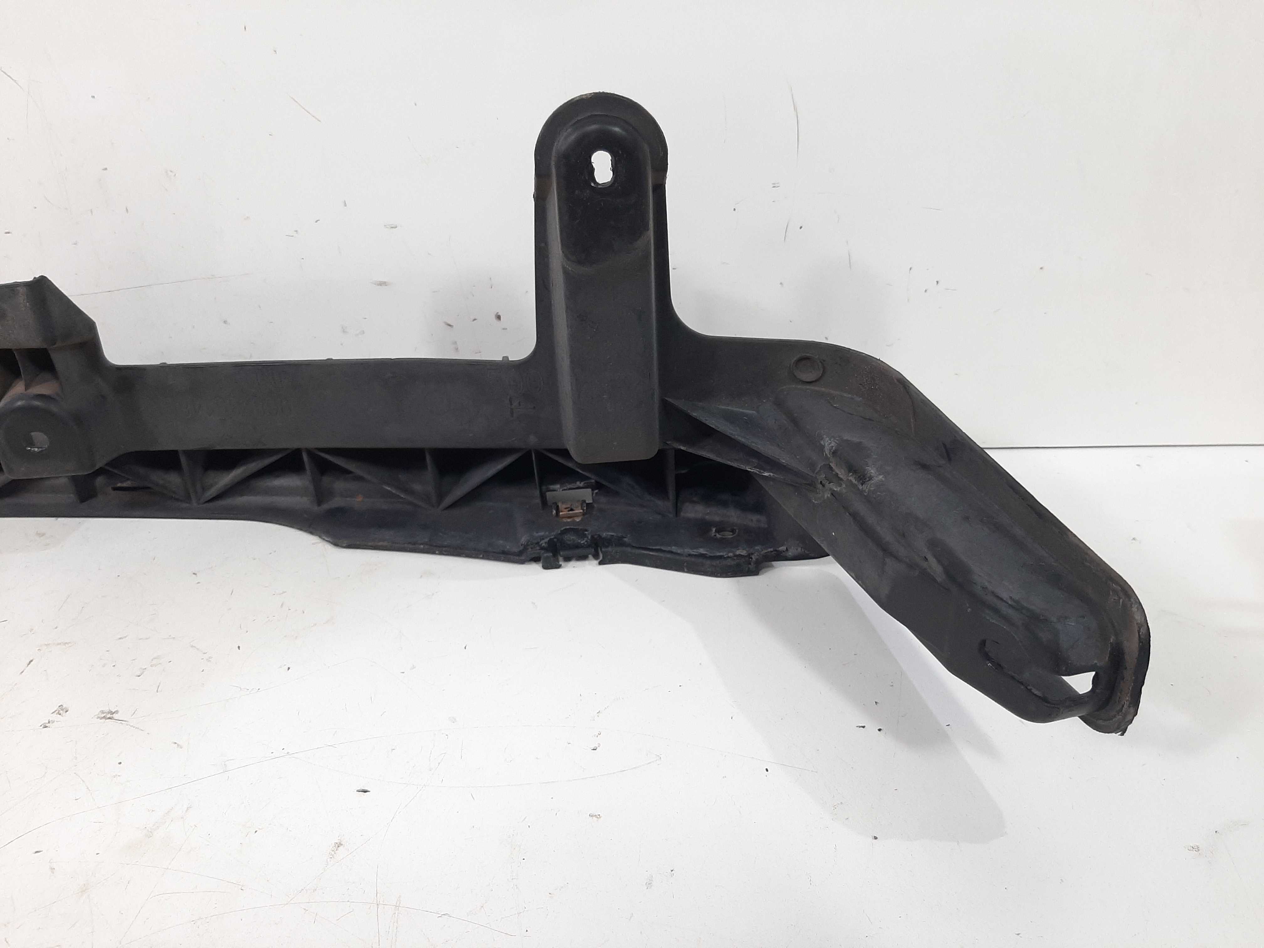 Guia Parachoque Traseiro Direito Citroen C4 Pallas 07 A 2013 6