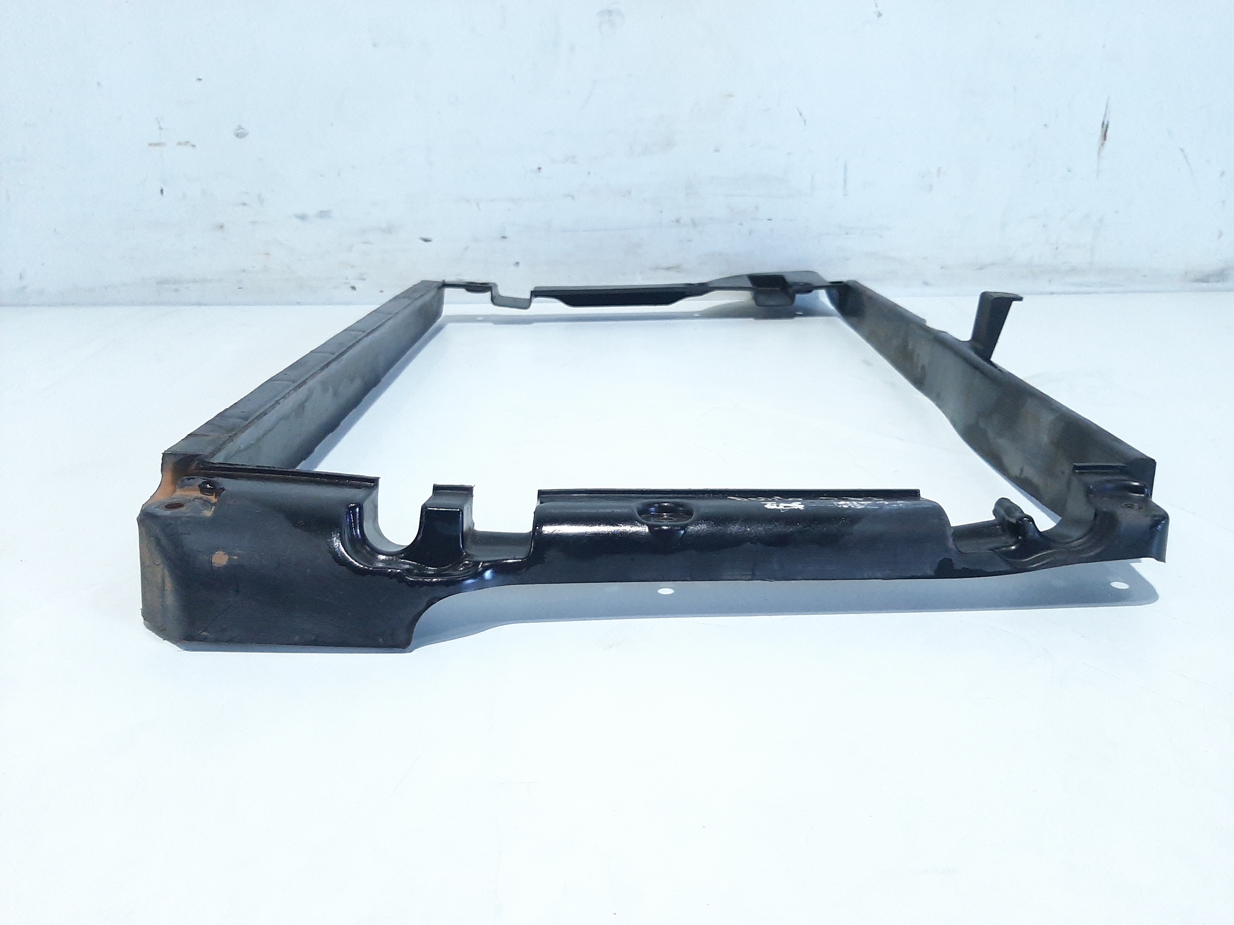 Suporte Radiador Fiat Doblo 1.6 2003 2004 A 2020 46822087 2