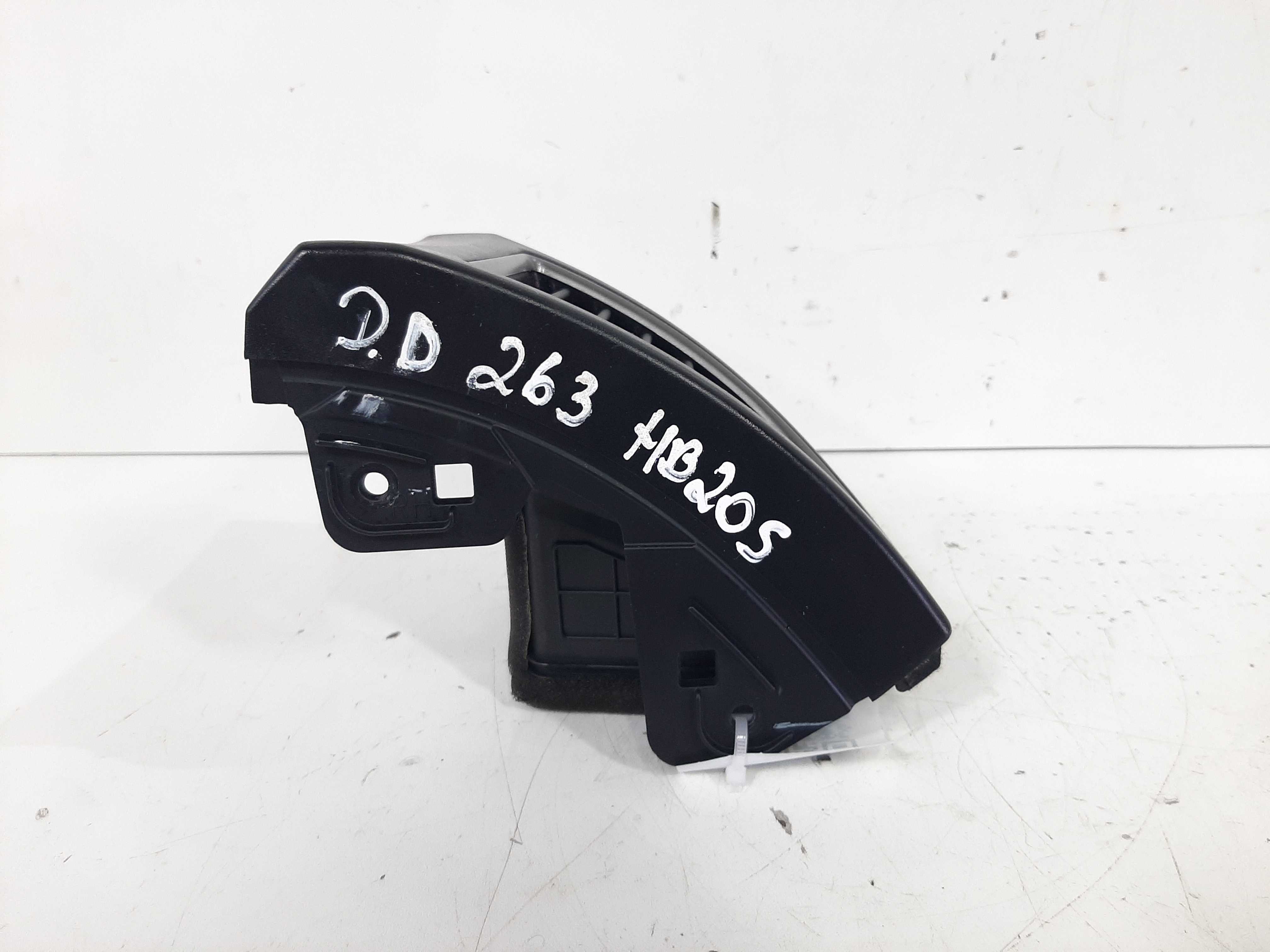 Difusor Ar Lado Direito Painel Hyundai Hb20s 2012 A 2017 8