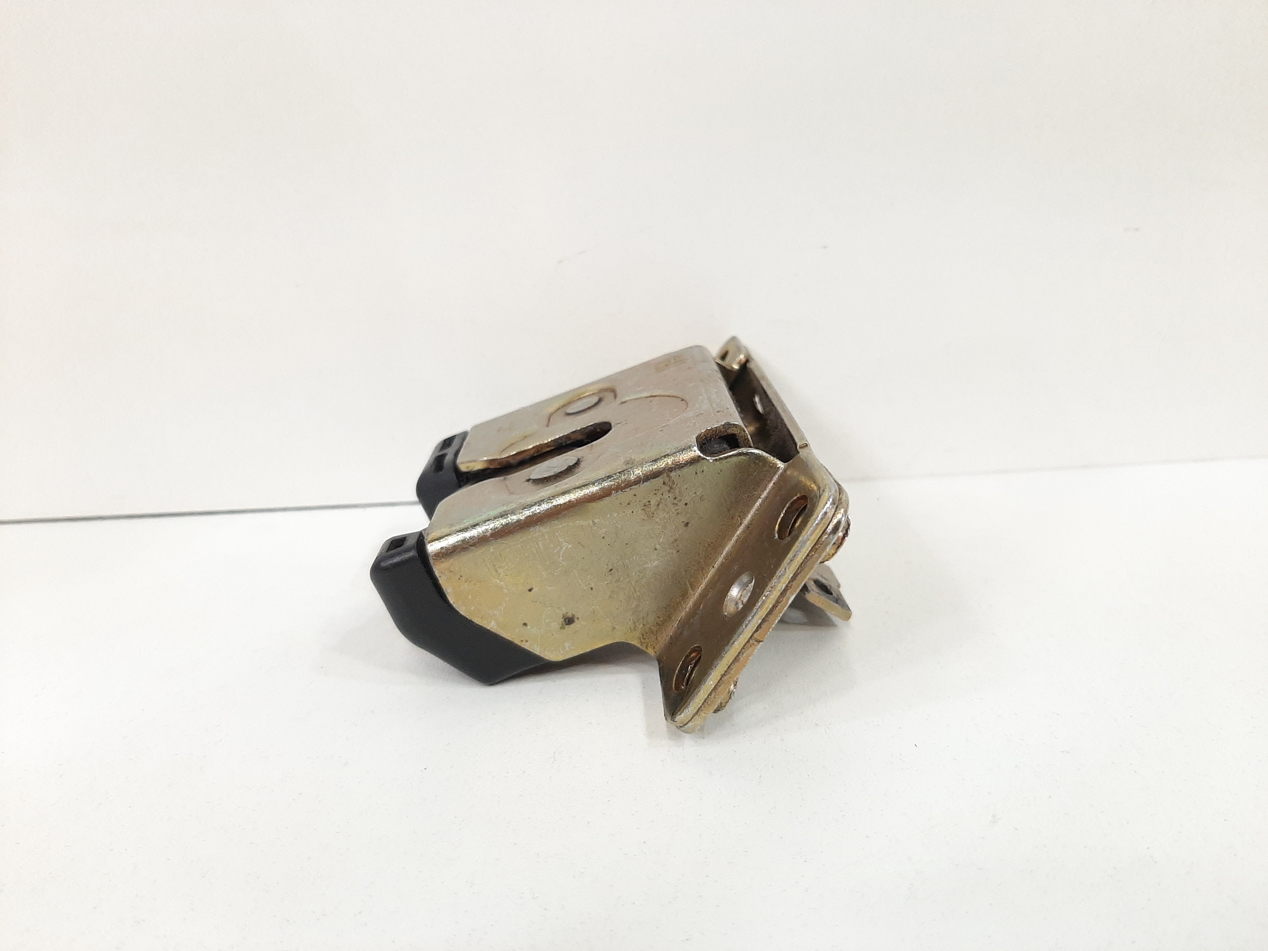 Fechadura Tampa Traseira Porta Malas Gm Blazer 1995 A 2000 1
