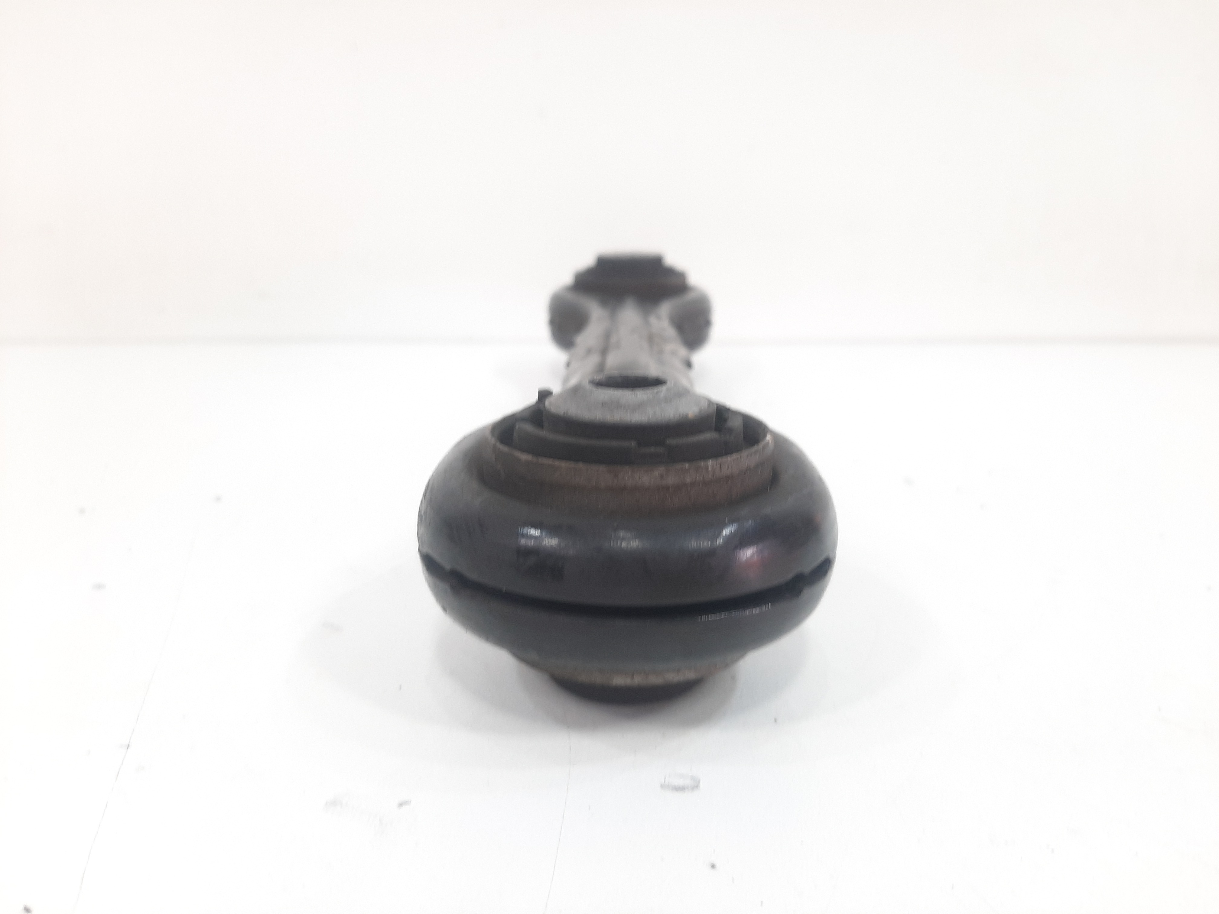 Braço Superior Suspensão Traseira Esquerda 320i E90 06 A 12 2