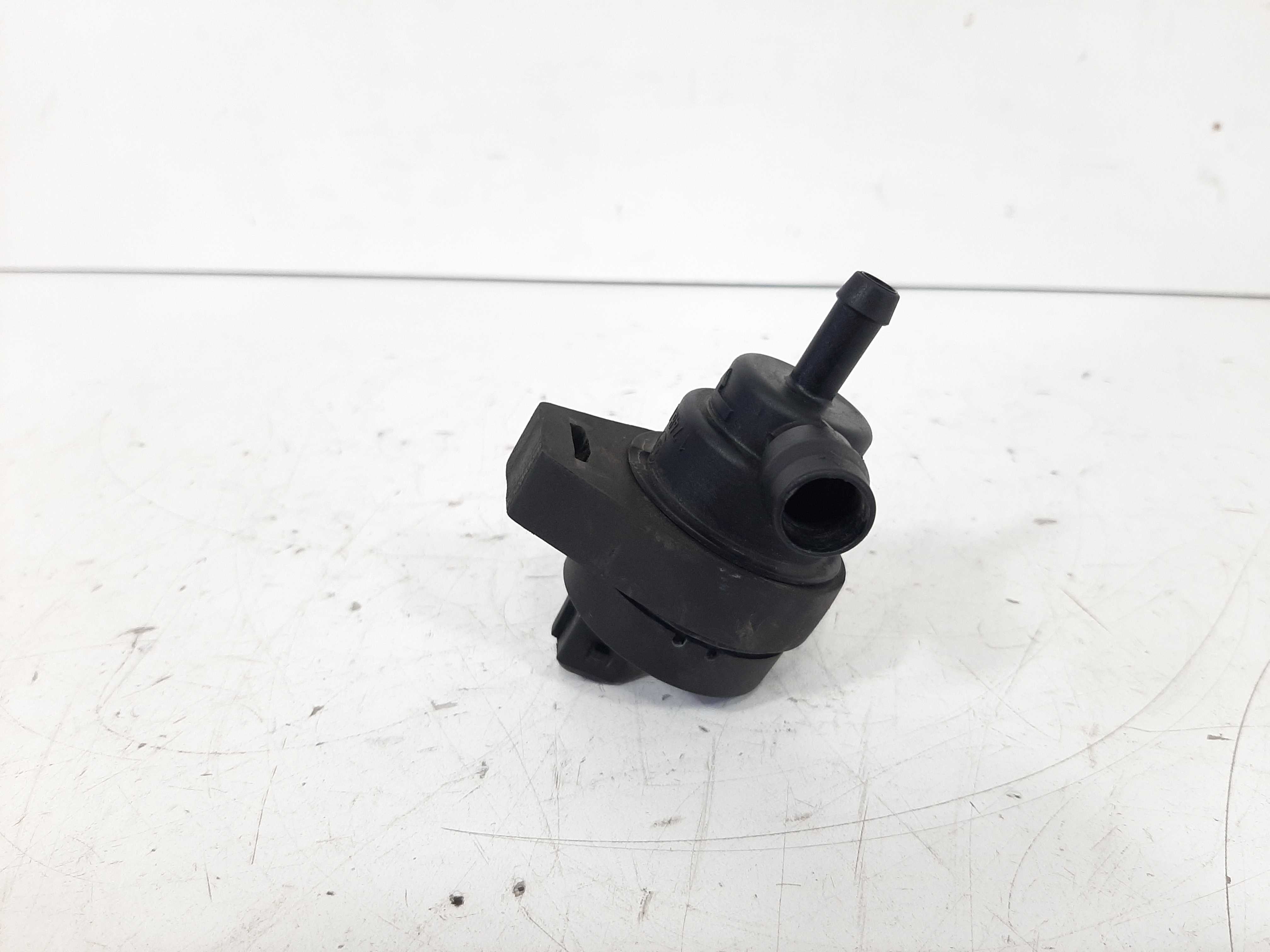 Valvula Solenoide Bmw 540i 4.4 V8 96 A 04 Cod: 1748 875 6