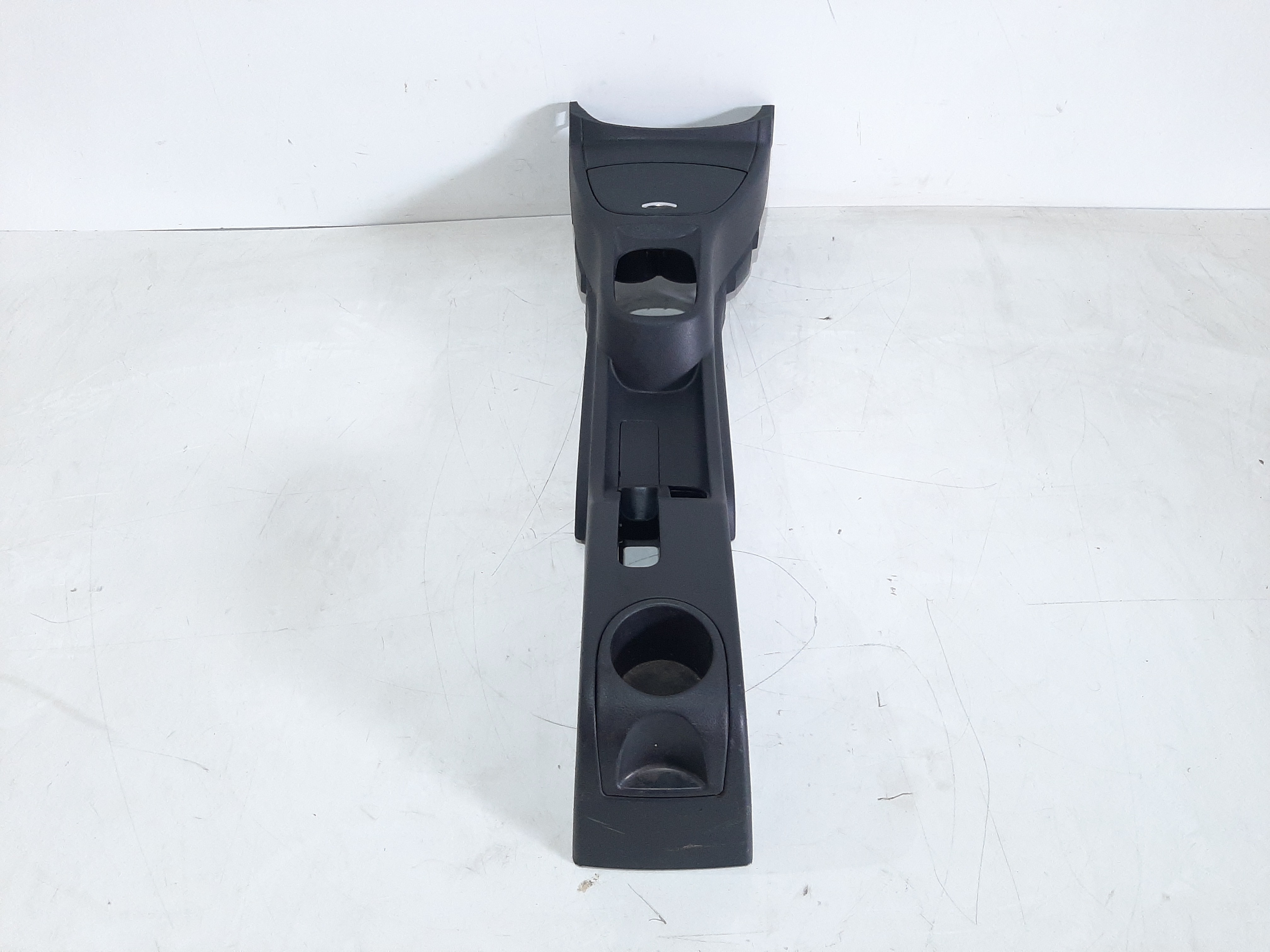 Console Central C/porta Objeto Nissan Livina 2010 11 A 2014 2