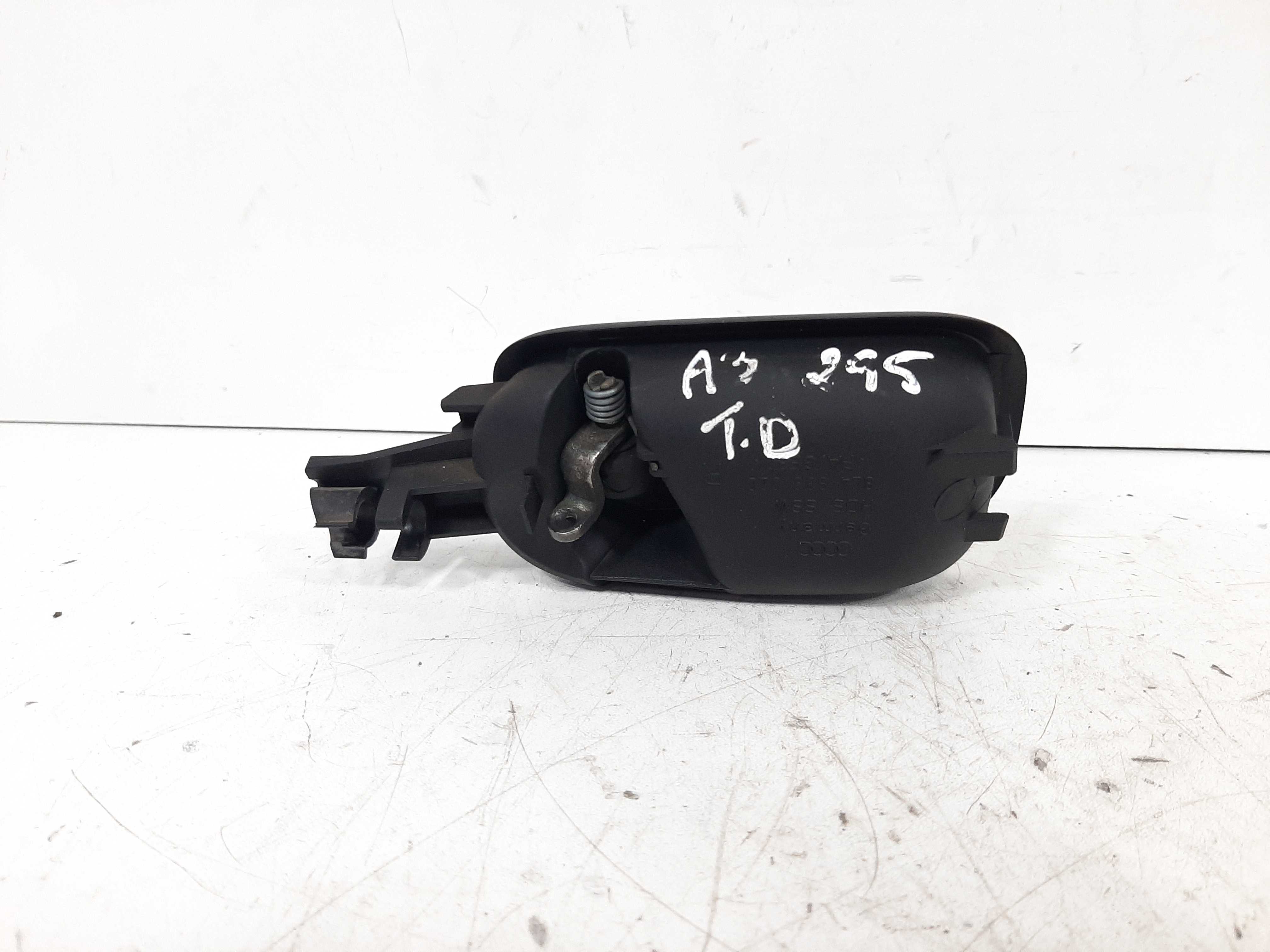 Maçaneta Interna Traseiro Direito Audi A3 1997 1998 A 2006 7