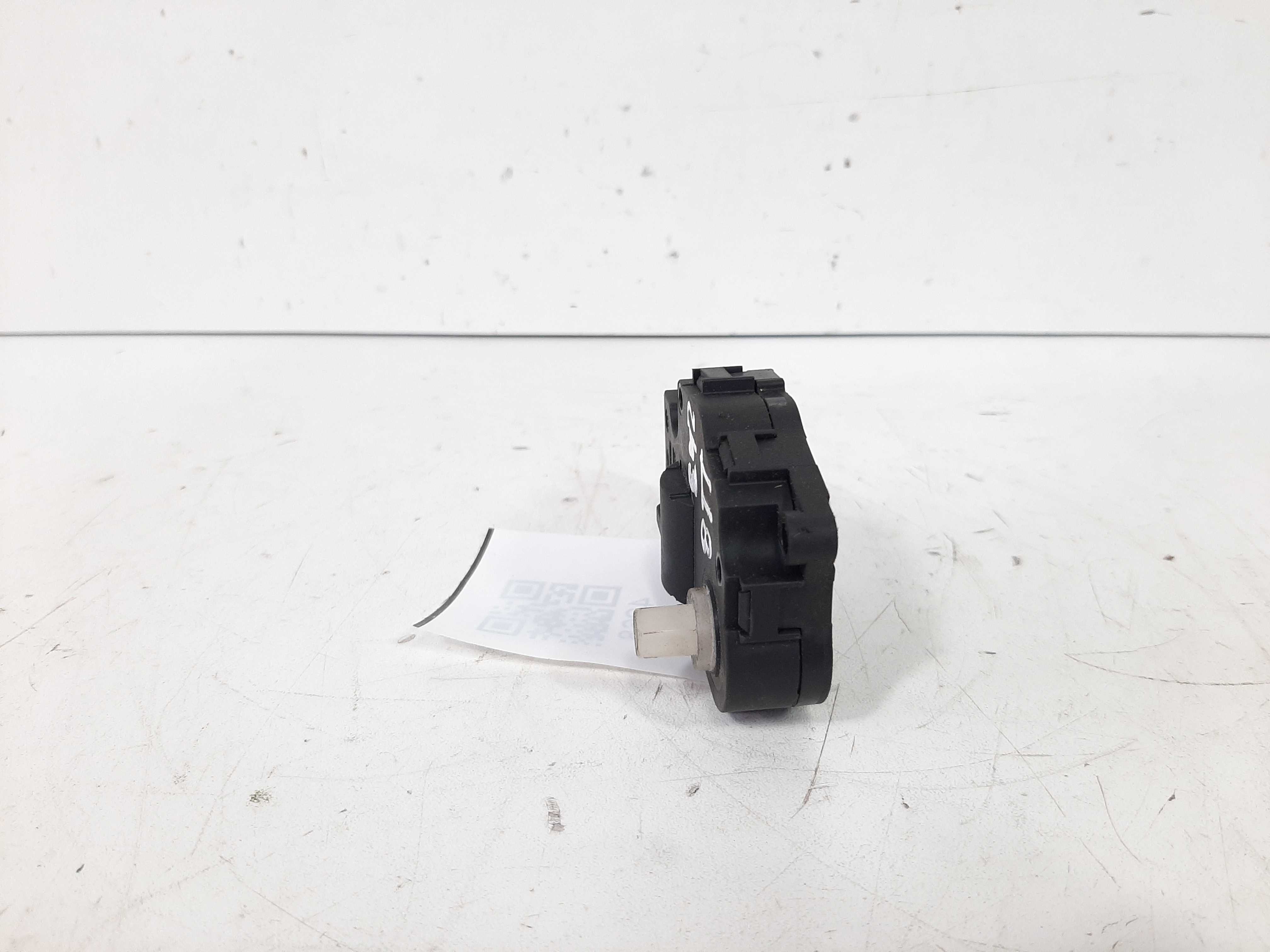 Atuador Caixa Evaporadora Ar Bmw 118i 2007 2008 2009 A 2012 2