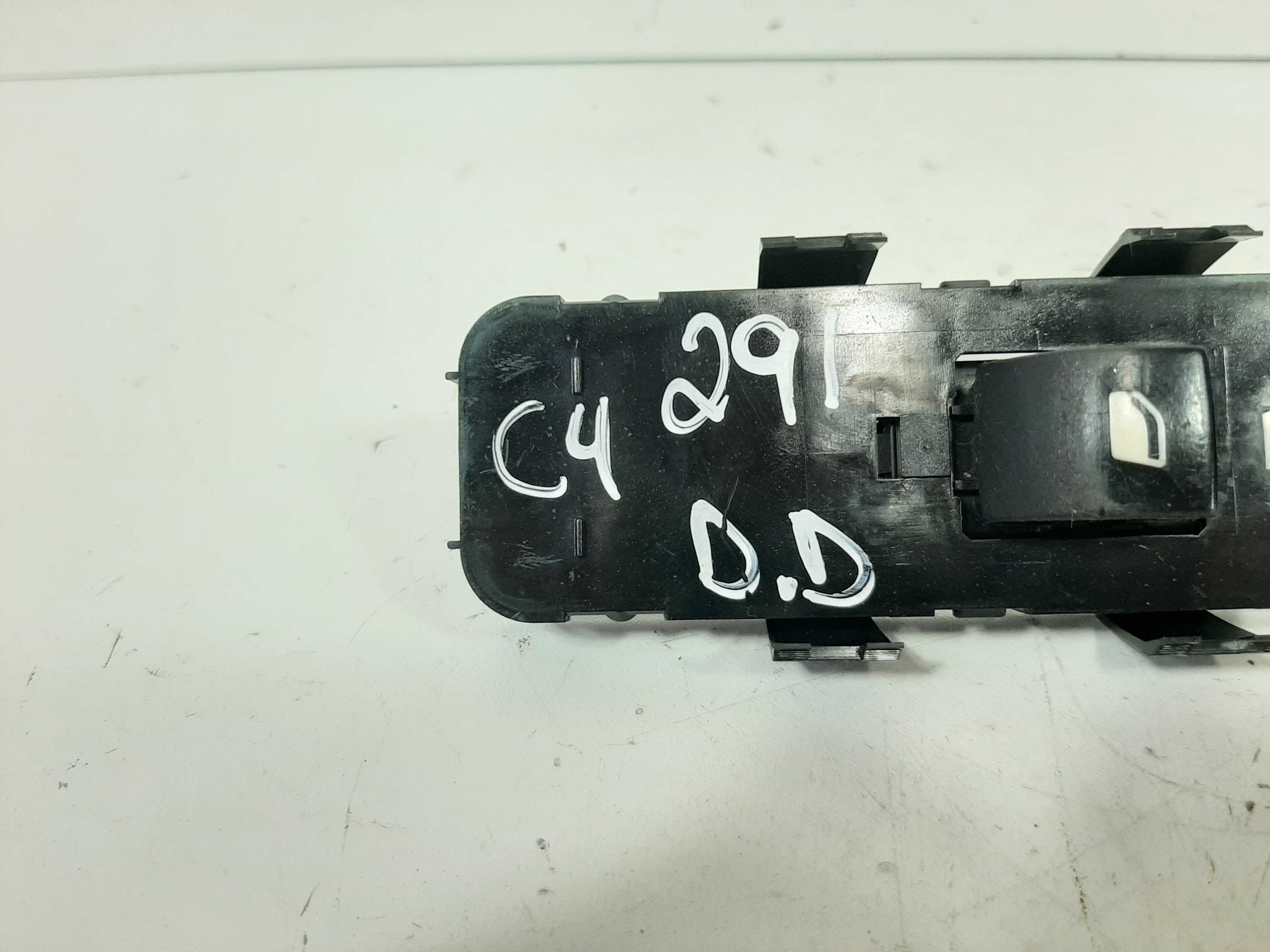 Botão Comando Vidro Dianteiro Direito C4 Pallas 2007 A 2013 3