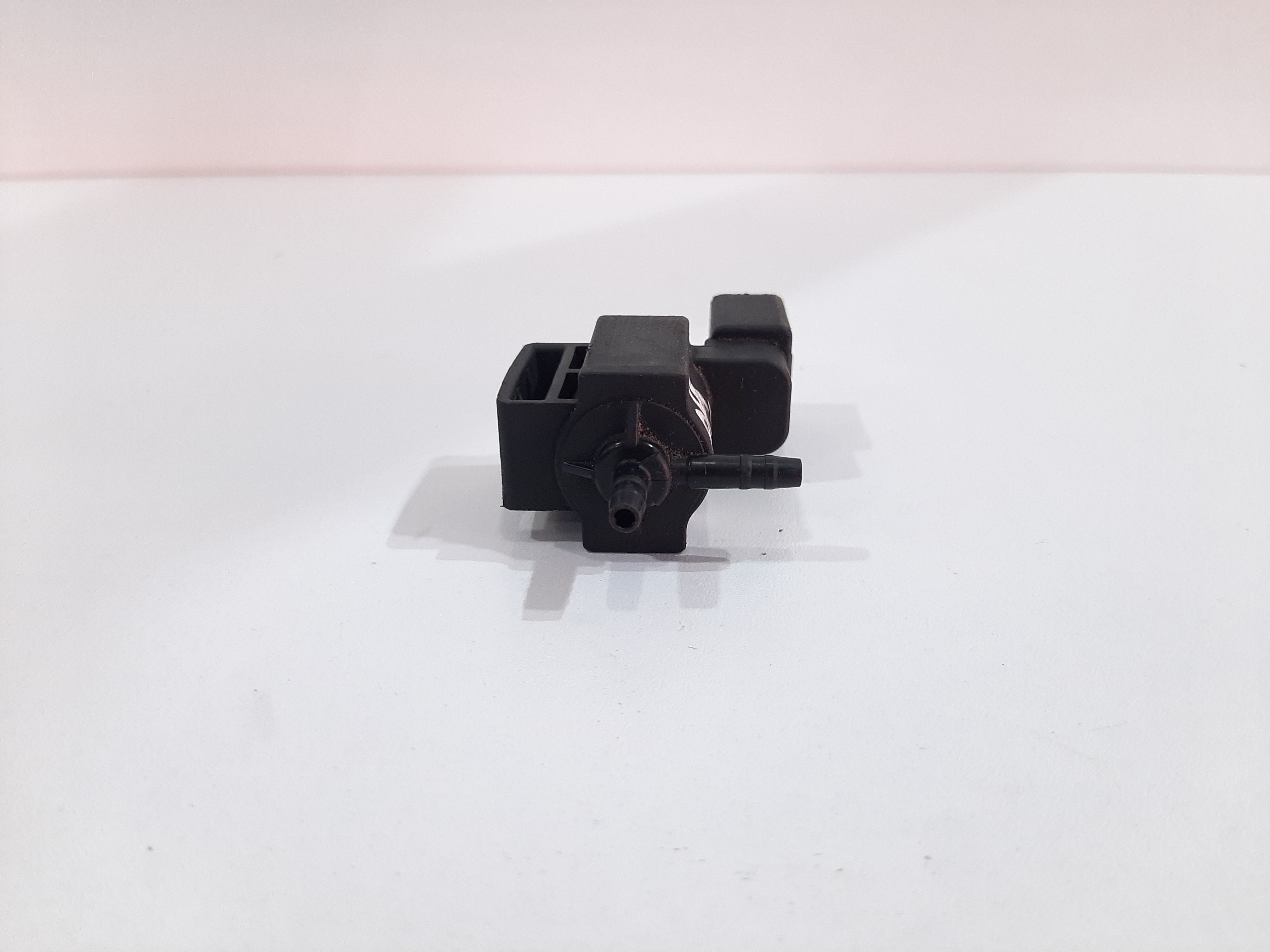 Válvula Solenoide Audi A4 A5 Q3 Q5 2.0 Tfsi 037906283c Jetta 8