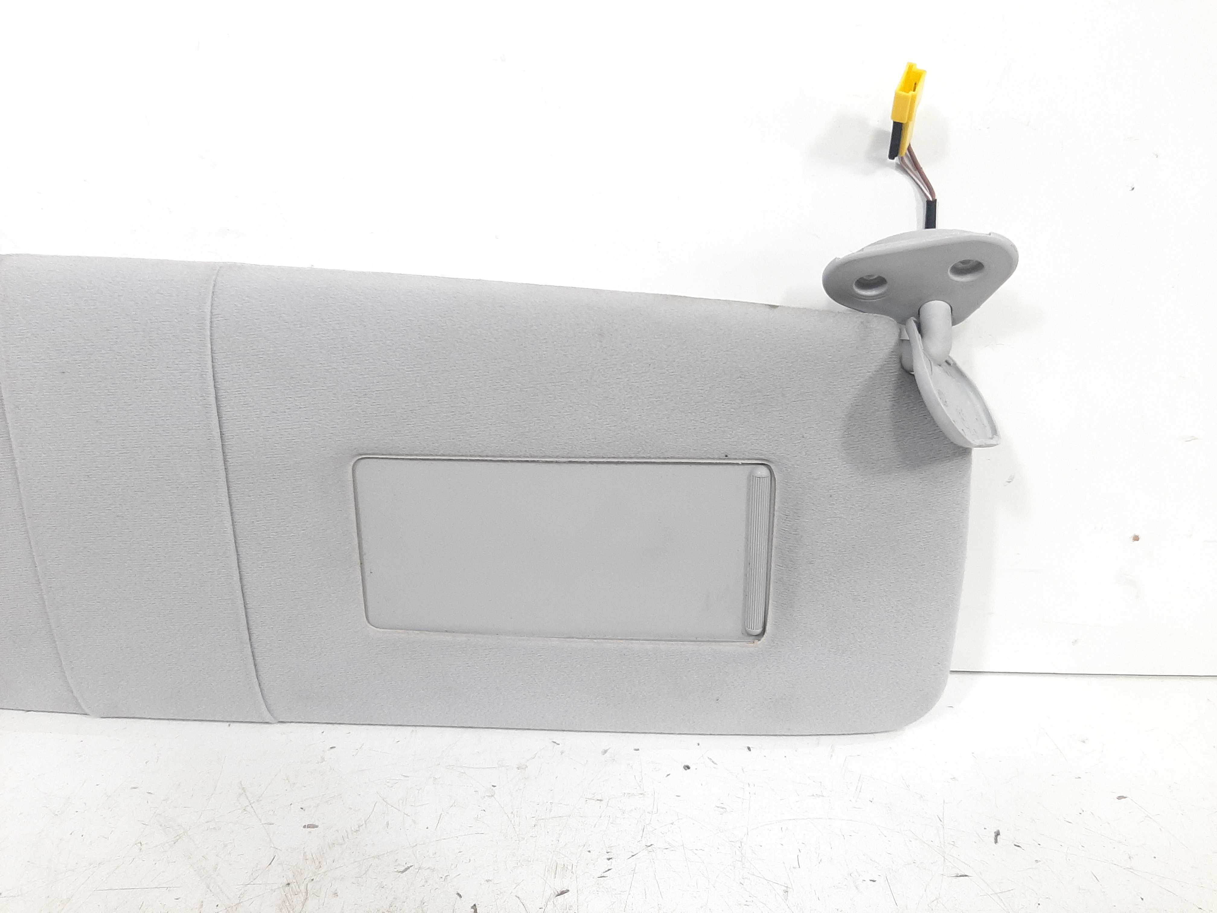 Quebra Sol Dianteiro Direito Bmw 540i Serie 5 E39 96 97 A 04 4