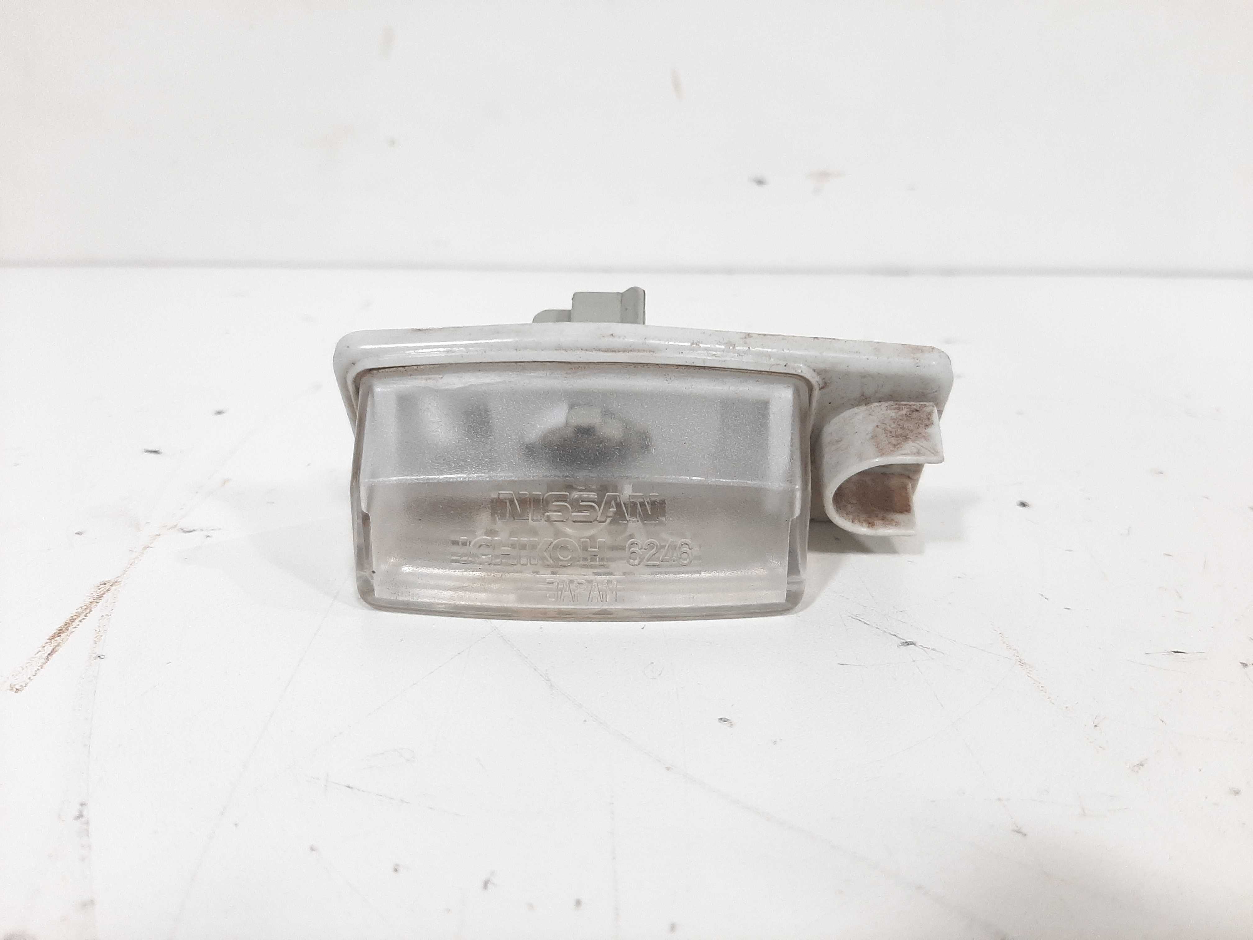 Luz Placa Traseira Nissan Sentra 2008 2009 2010 2011 2013 4