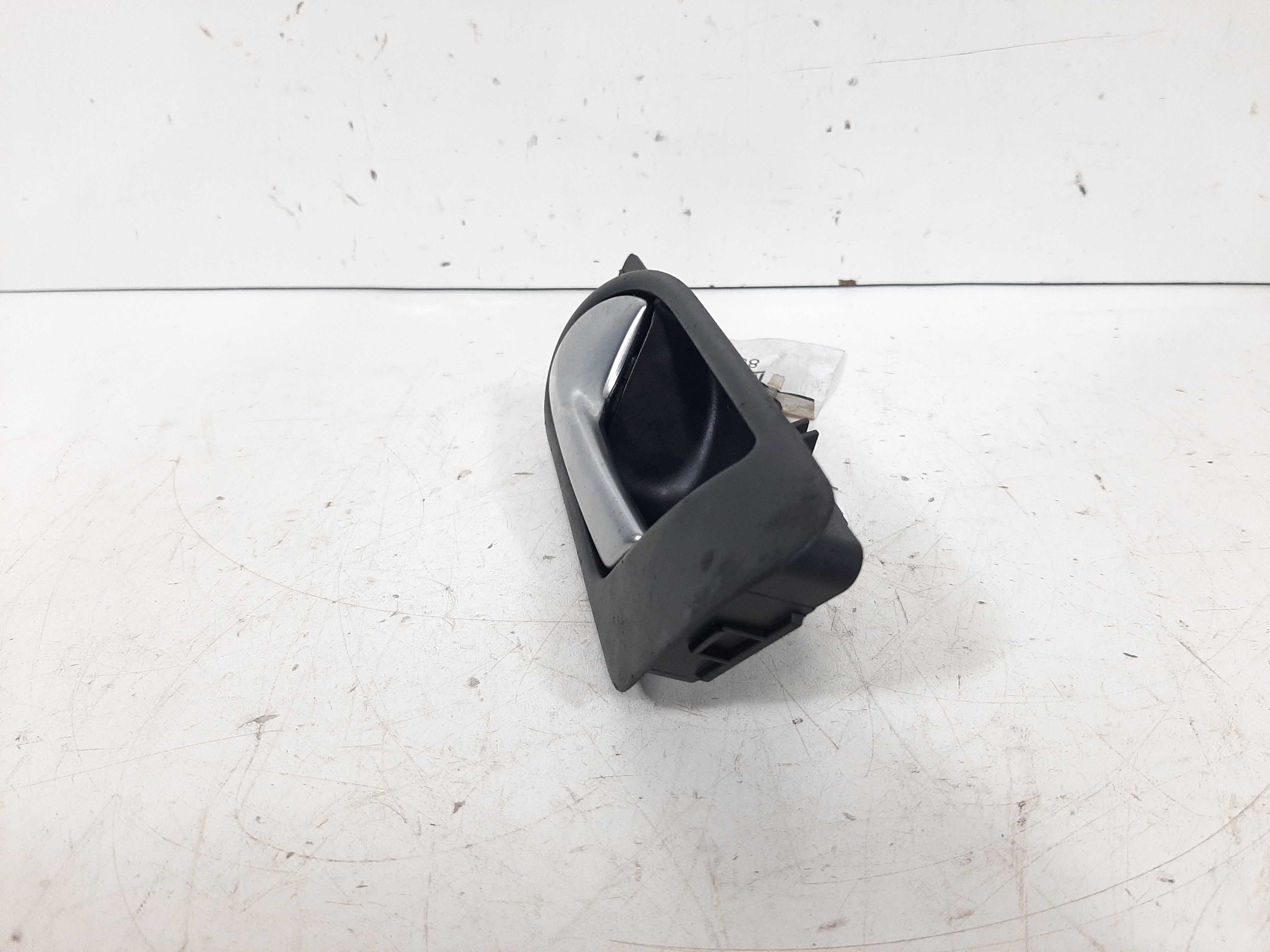 Maçaneta Interna Porta Traseira Esquerda Vw Jetta 07 A 2012 6