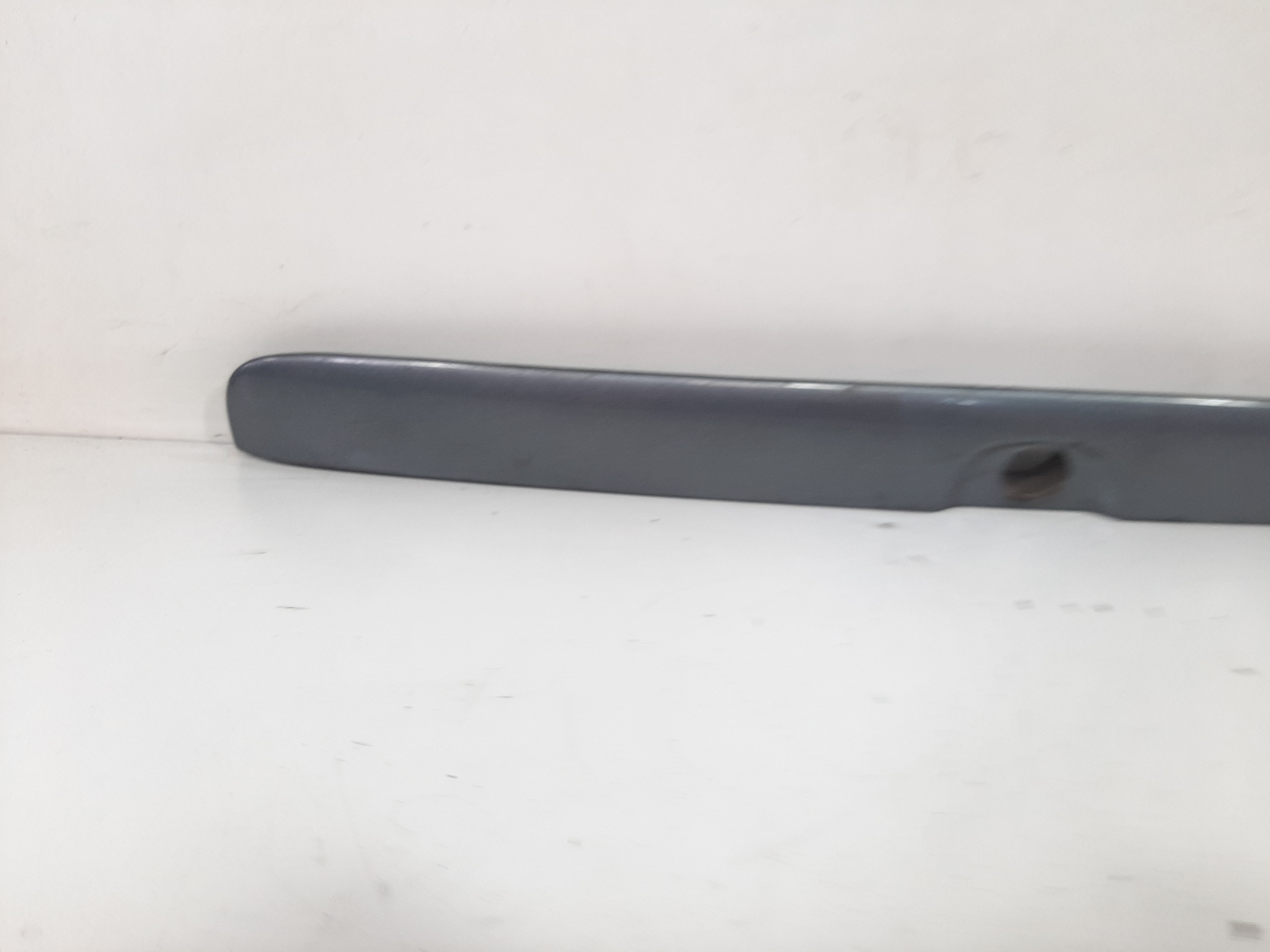Friso Tampa Traseira Porta Malas Gm Astra Hatch 1998 A 2012 5