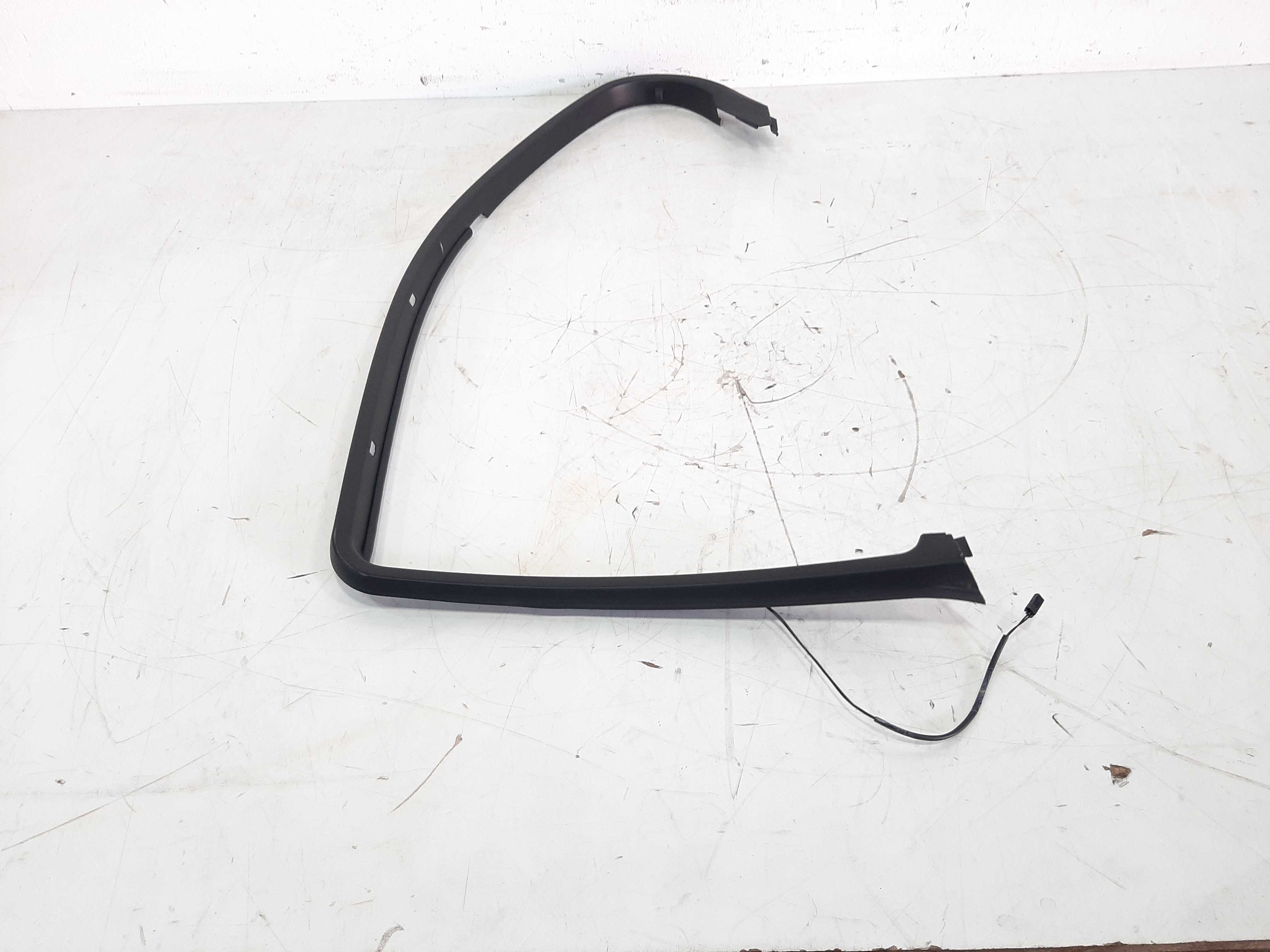Moldura Porta Traseira Direita Bmw 528i 540i E39 Cód.815987 5