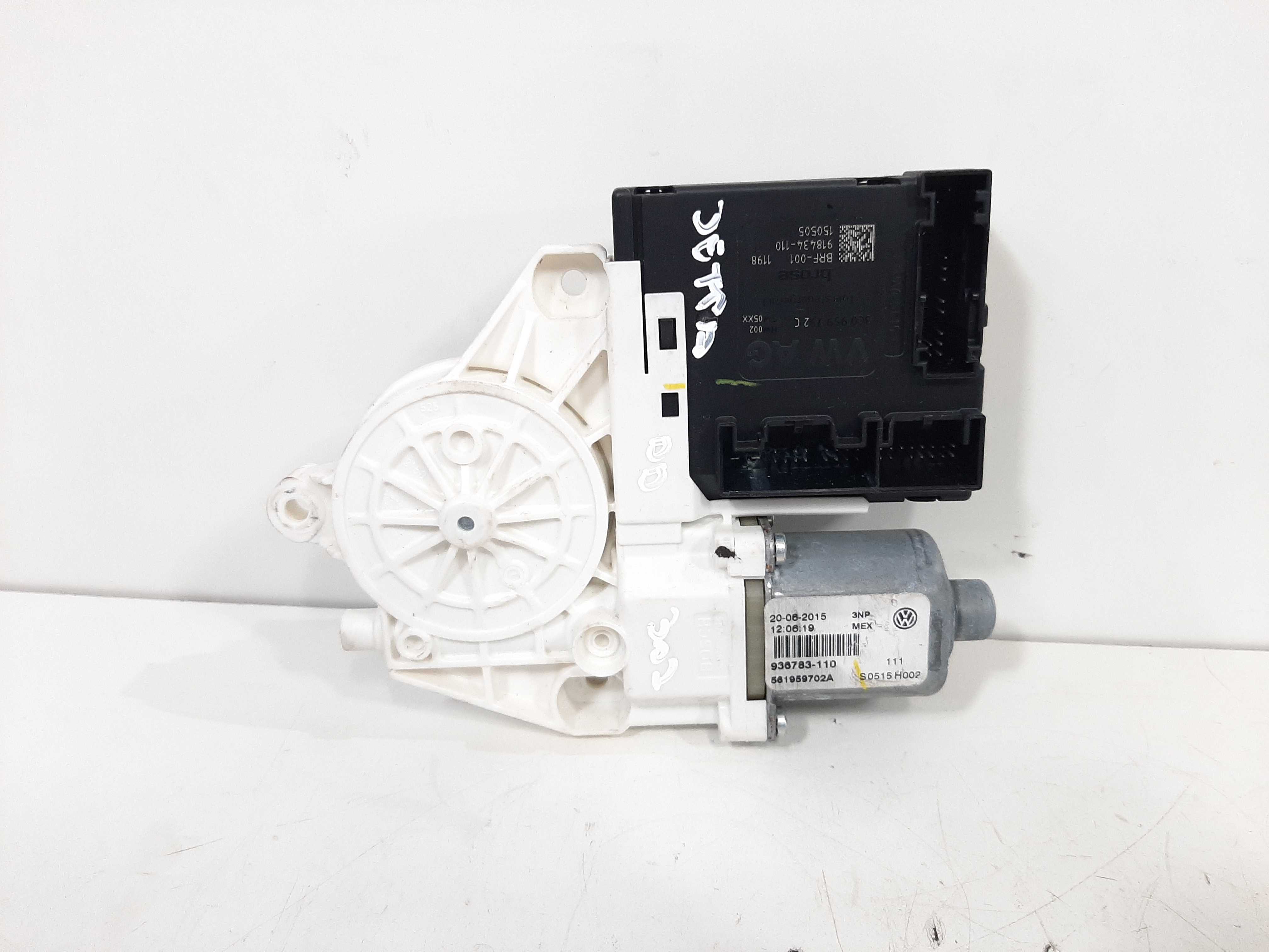 Motor Vidro Elétrico Dianteiro Direito Vw Jetta 2011 A 2018 3
