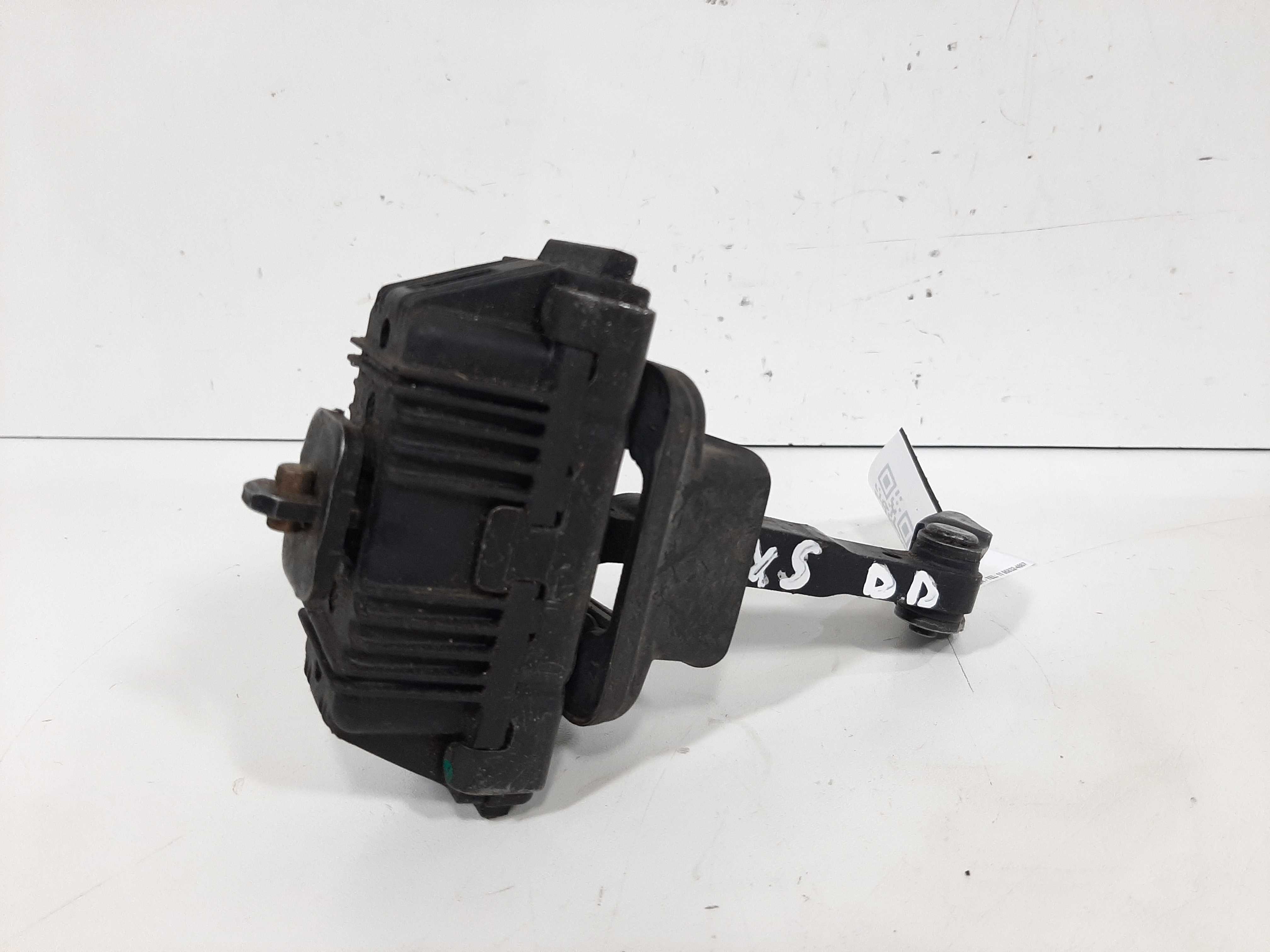 Limitador Porta Dianteiro Direito X5 2000 2001 2002 A 2006 7