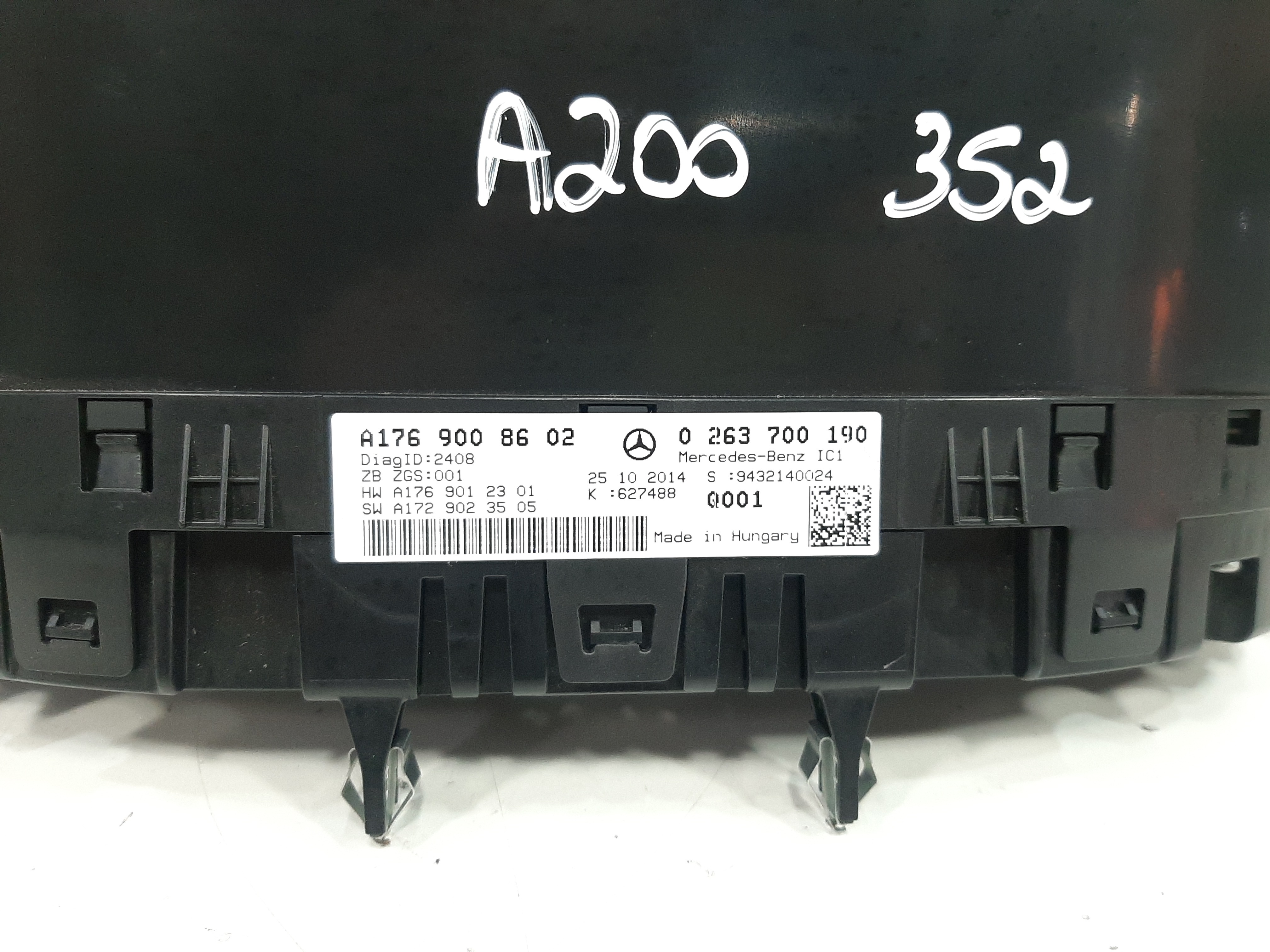 Painel Instrumentos Velocímetro Mercedes A200 2013 A 2018 10