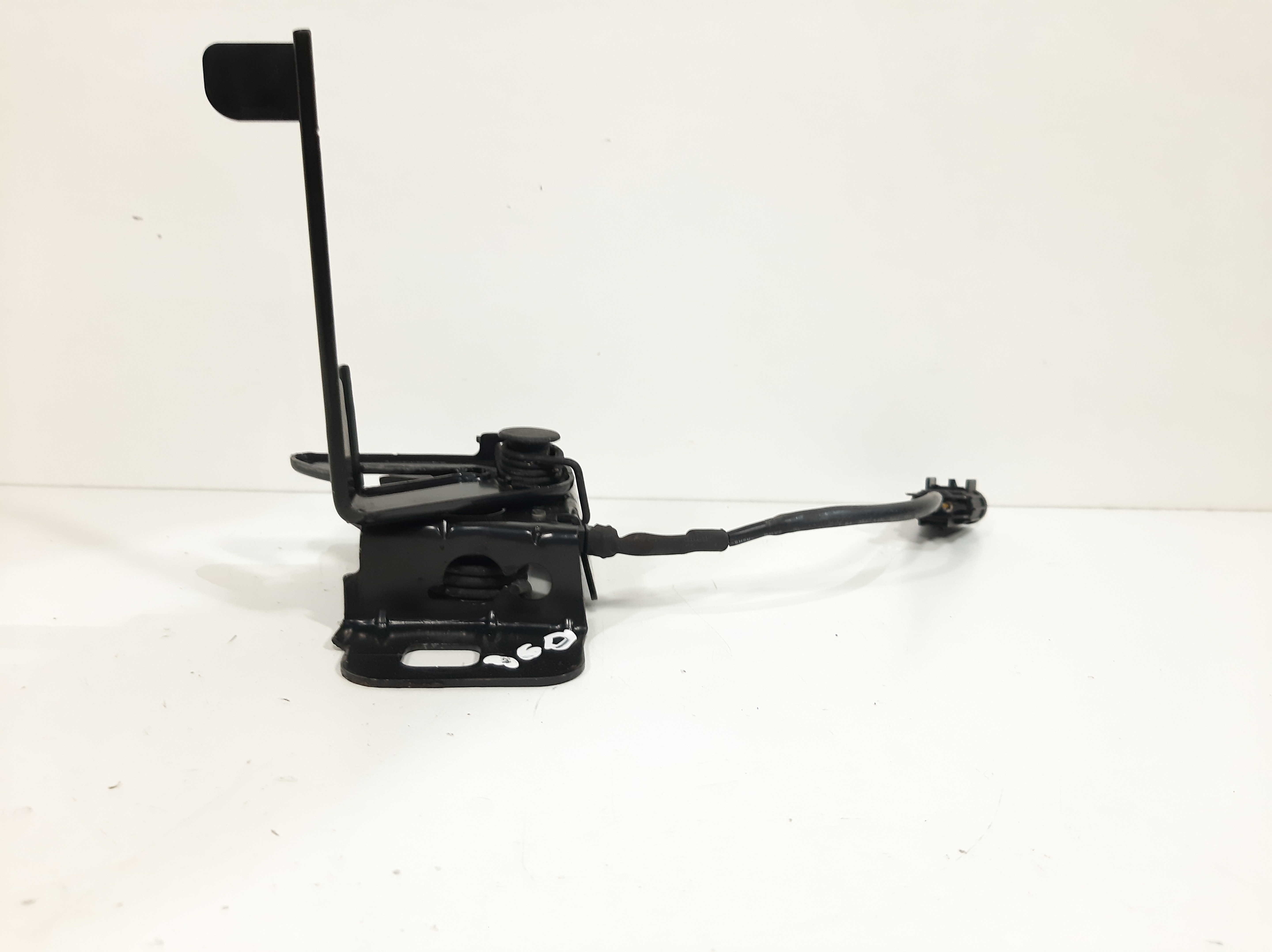 Fechadura Dianteira Capô Gm Chevrolet Cruze 1.8 2011 A 2016 3