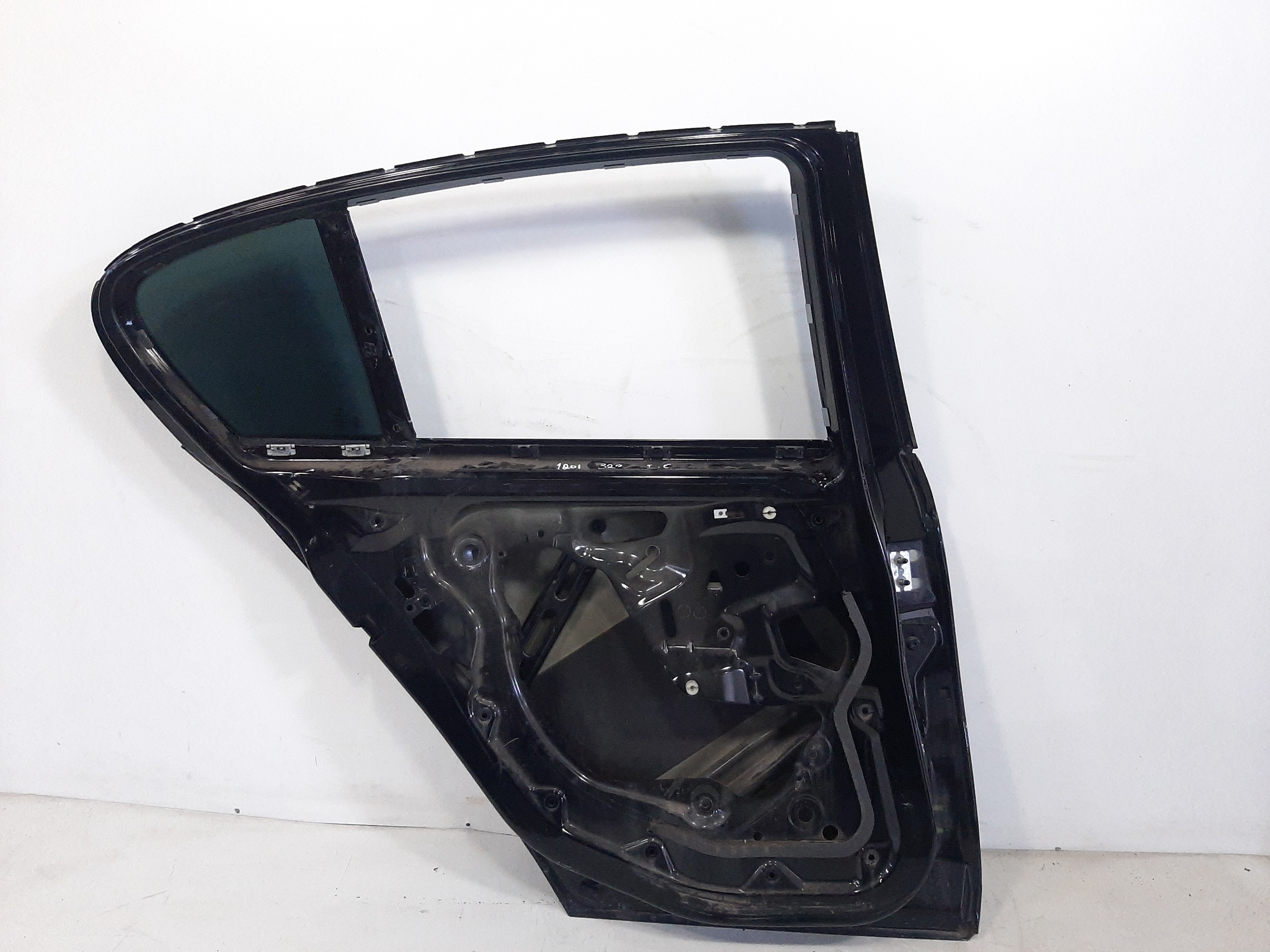 Porta Traseira Esquerda Bmw 118i 120i E87 2006 2007 A 2012 3