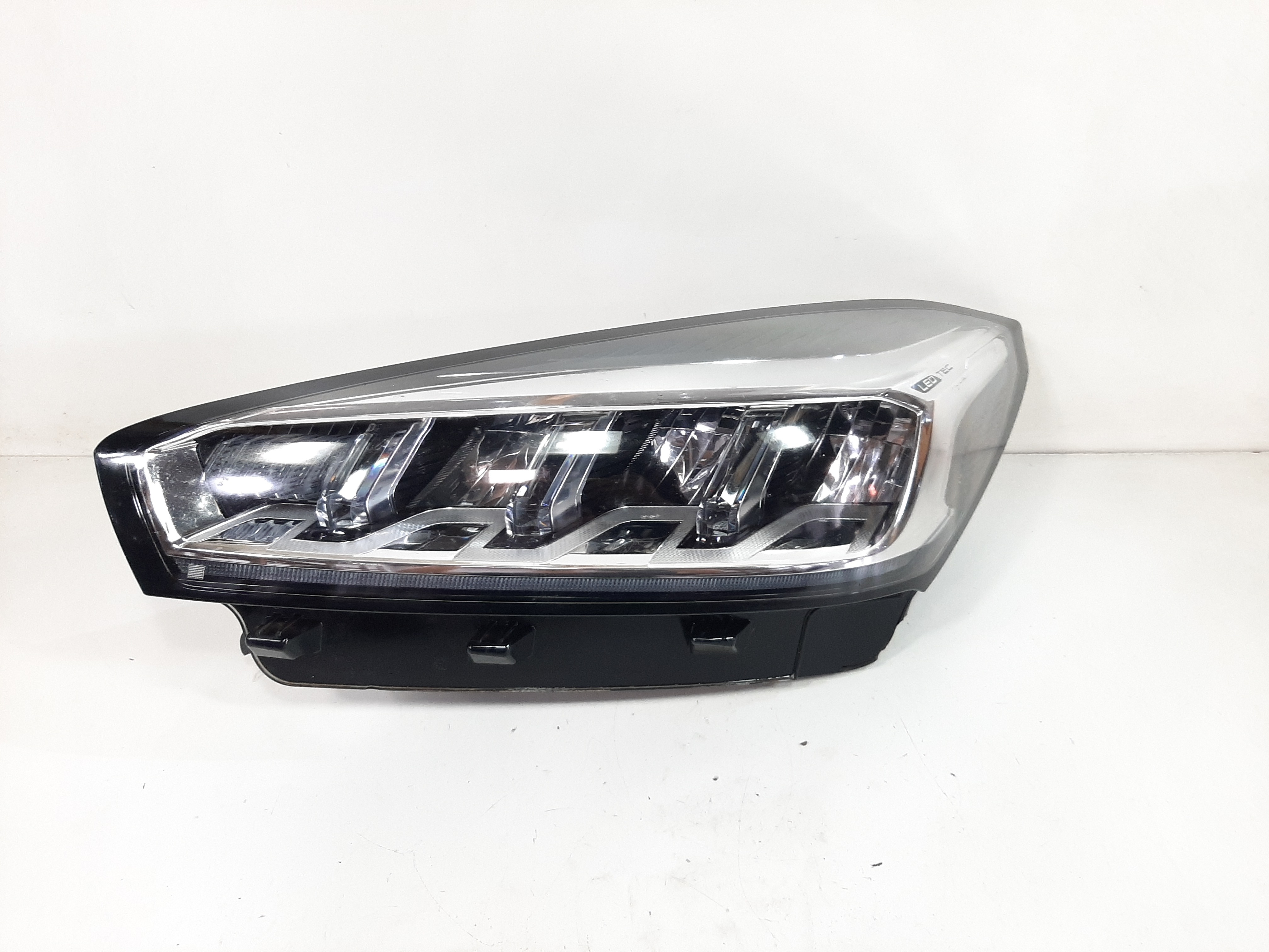 Farol Esquerdo Ledtec Chery Tiggo 8 2019 A 2022 C/avarias 9