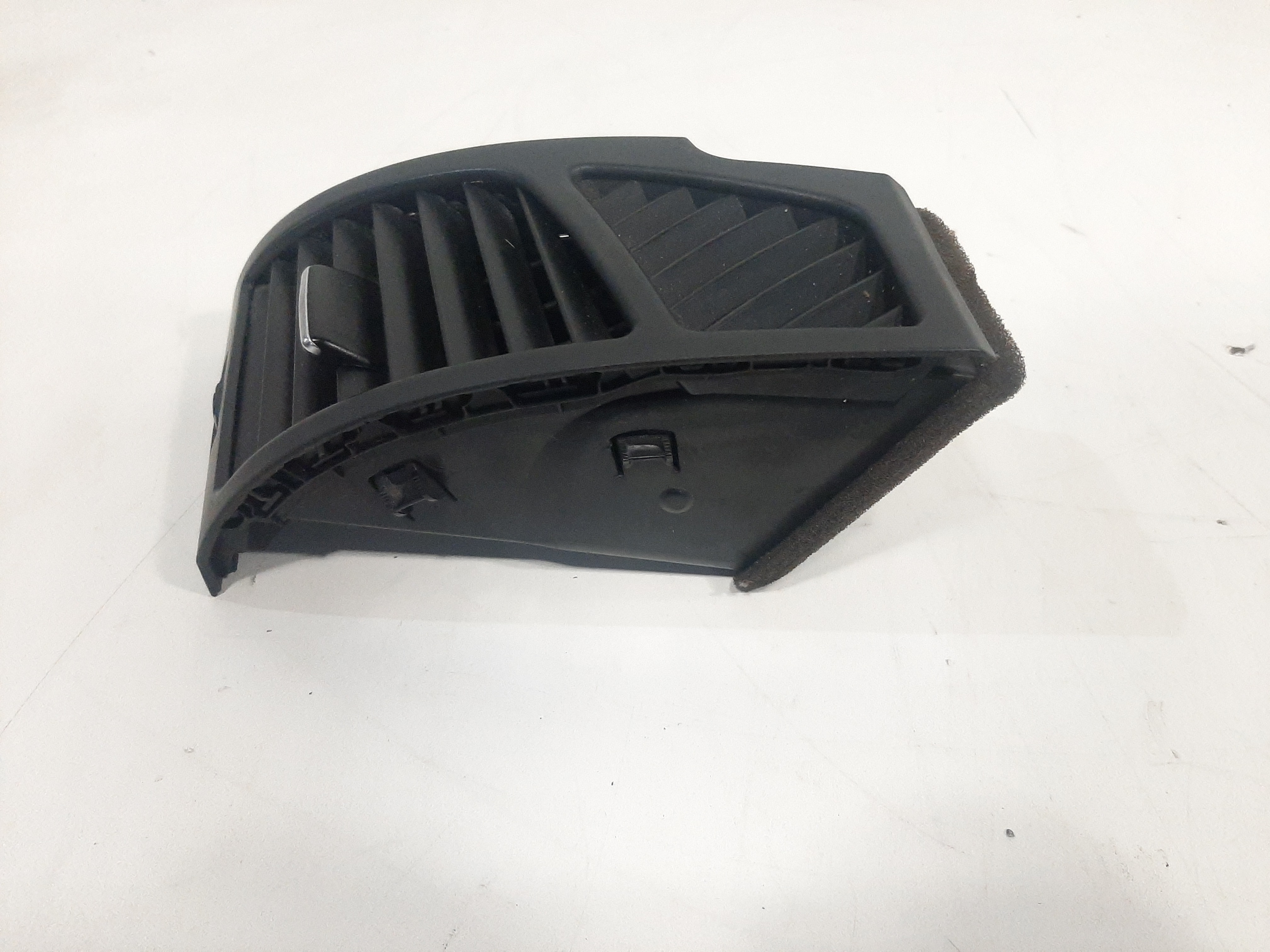 Difusor Ar Dianteiro Esquerdo Bmw 120i 320i E87 E90 06 A 11 6