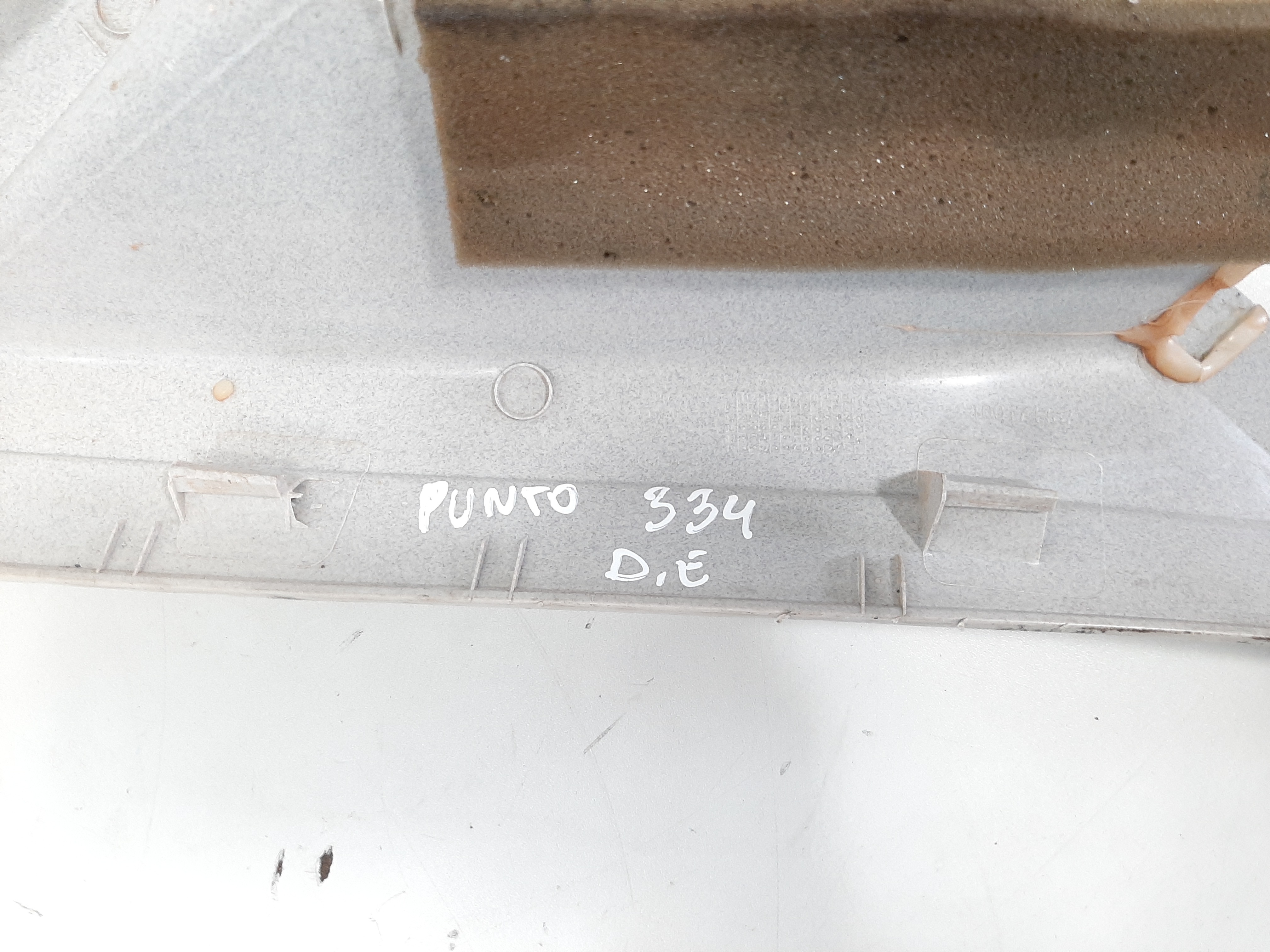 Acabamento Coluna Dianteira Esquerda Fiat Punto 2008 A 2012 7