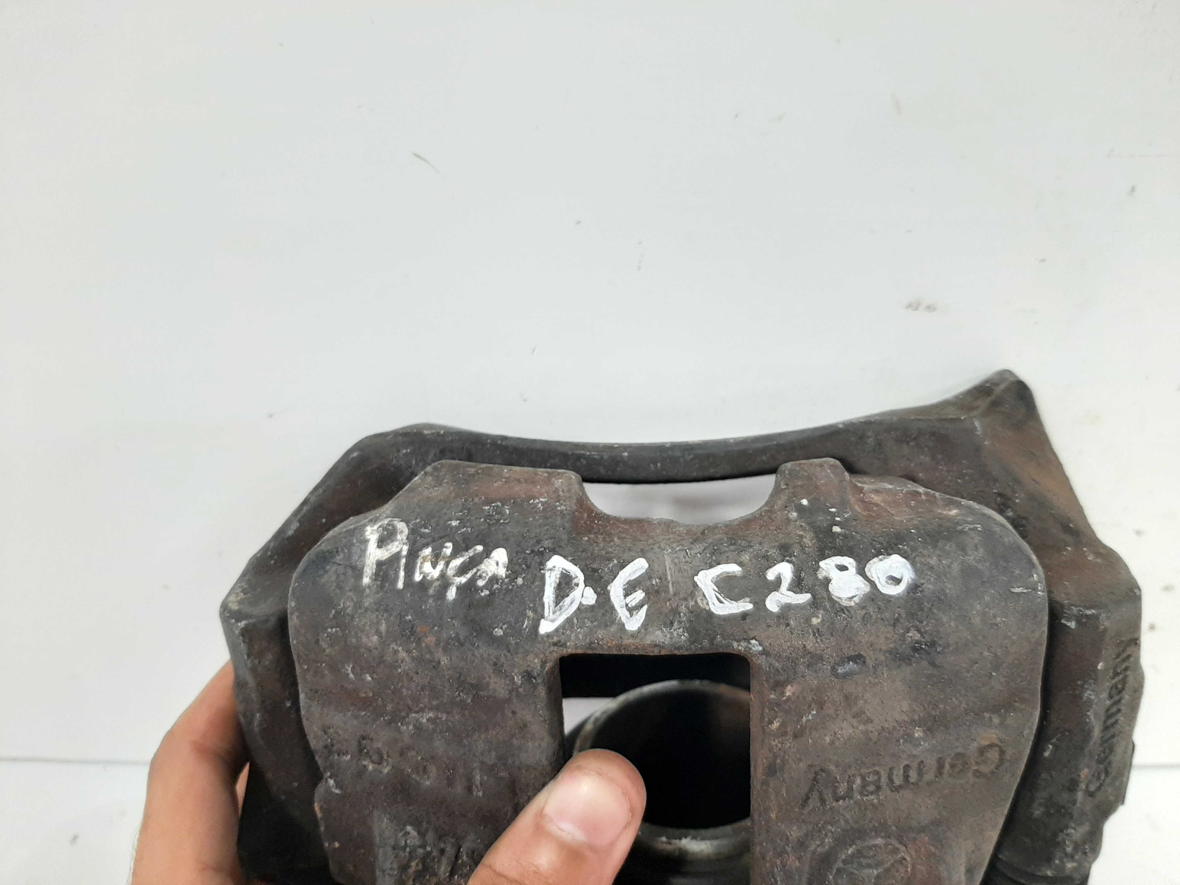 Pinça Dianteira Esquerda Mercedes C280 3.0 1993 A 2000 1