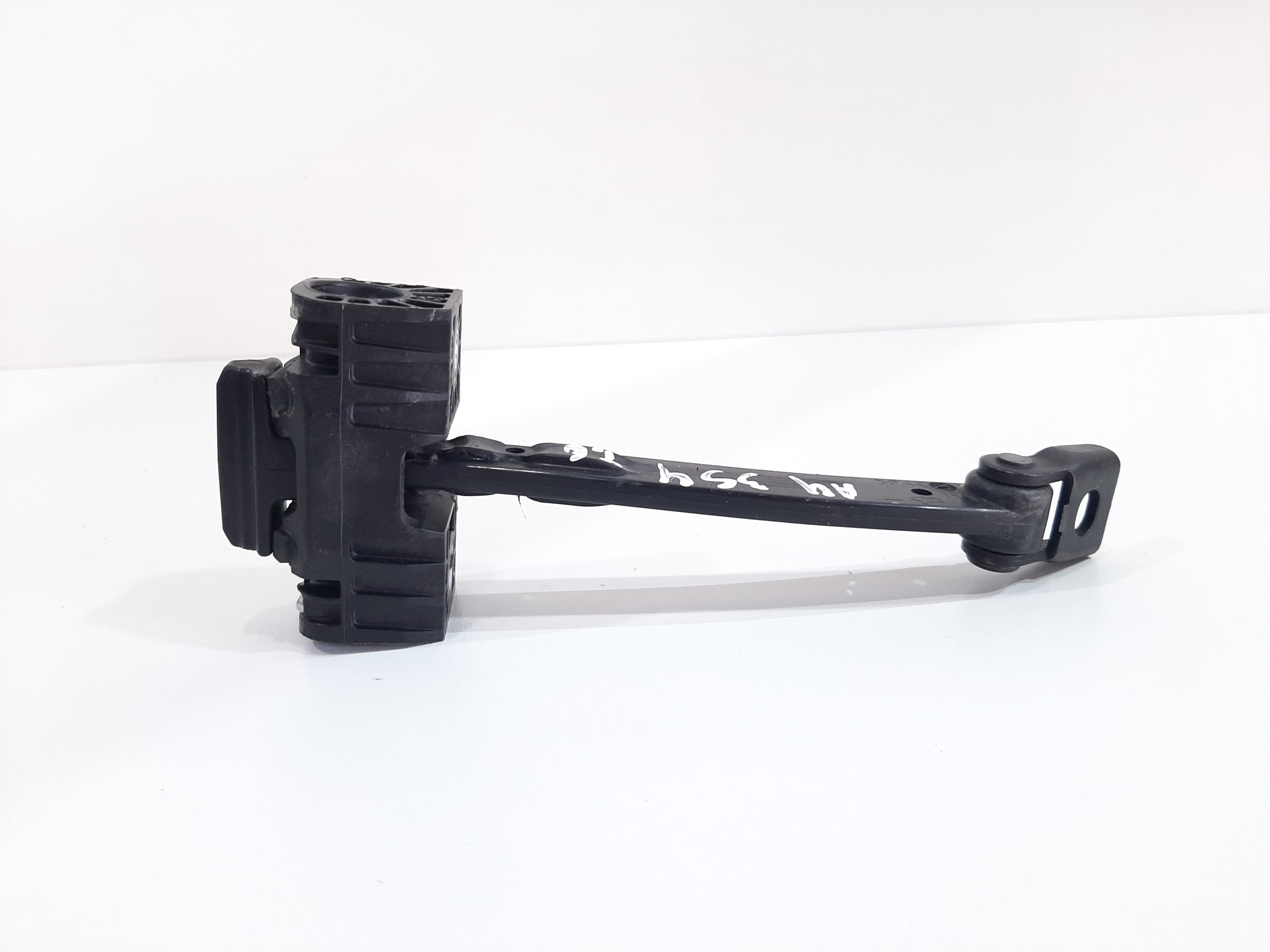 Limitador Porta Traseira Esquerda Audi A4 2008 2009 A 2015 7