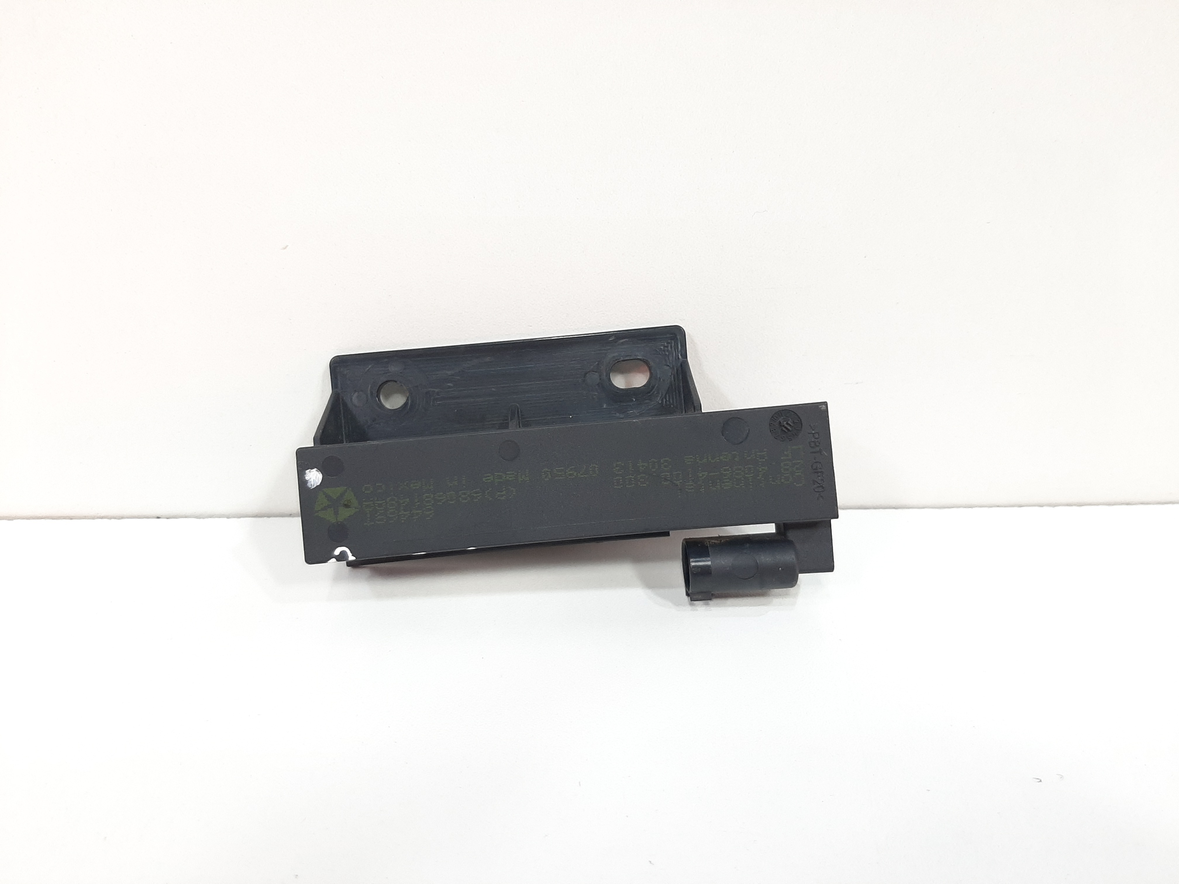 Sensor Antena Kelyess Freemont 2012 A 2016 2840864100300 10