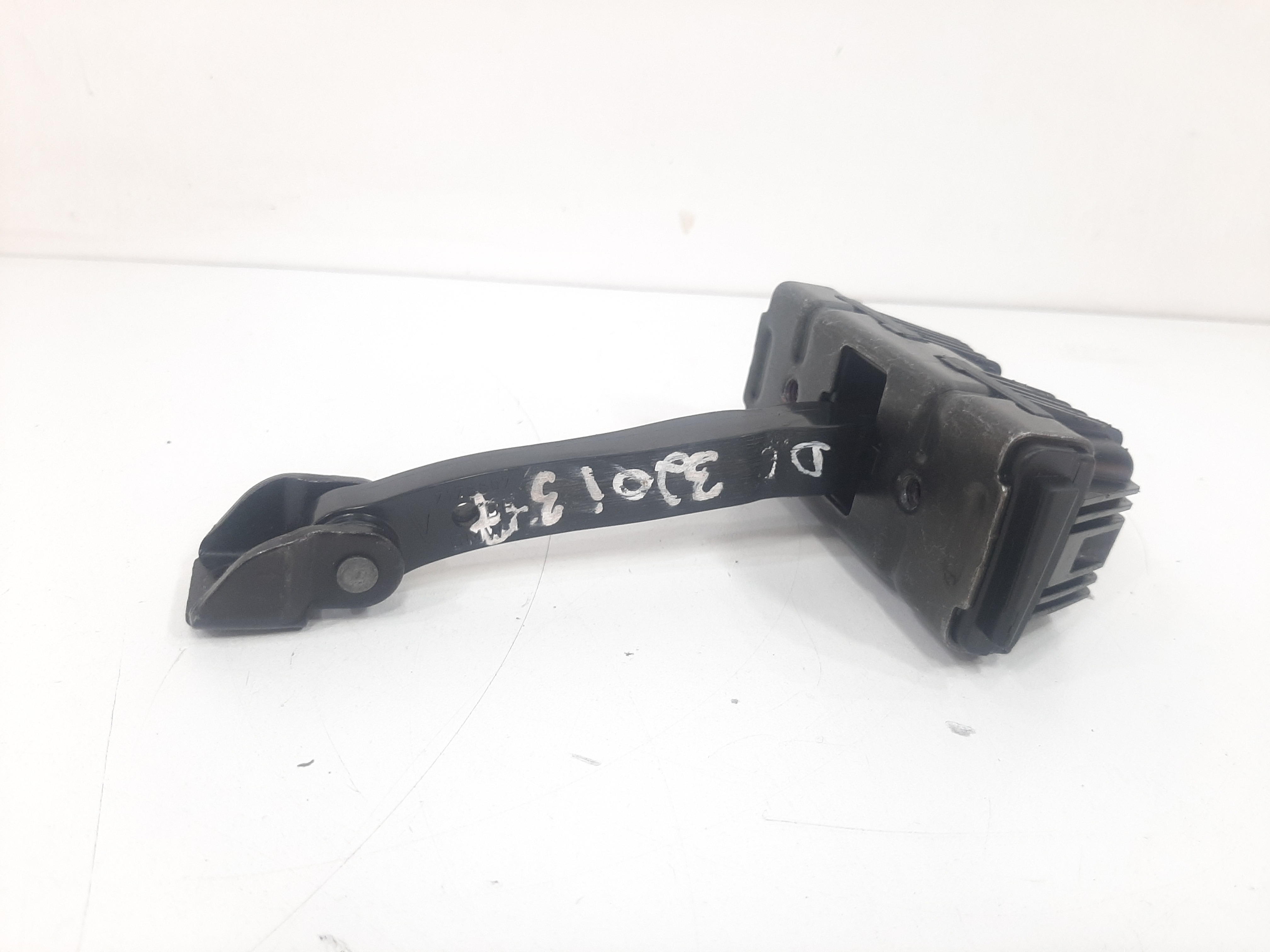 Limitador Porta Dianteira Esquerda Bmw 320i E90 2006 A 2012 3