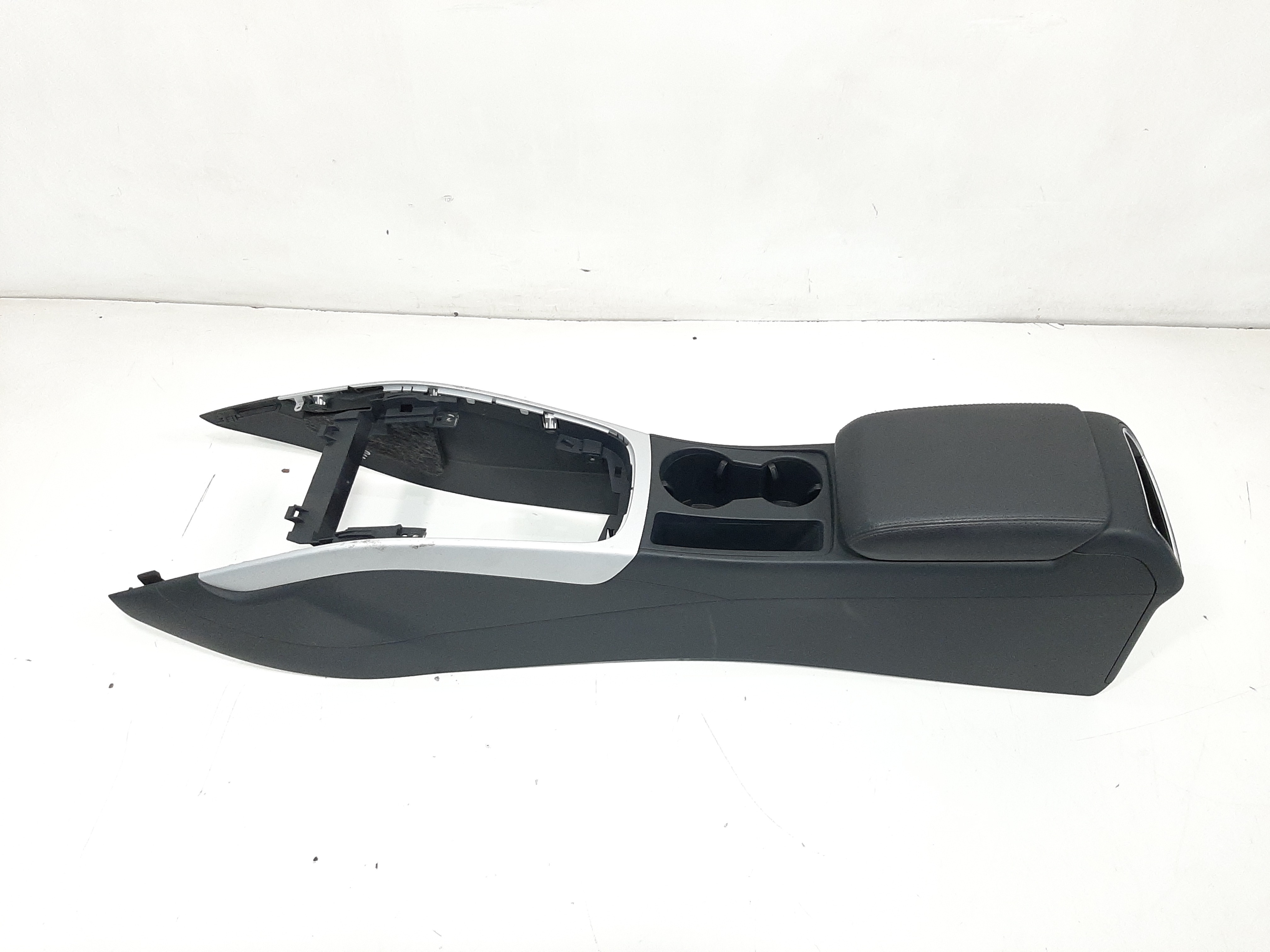 Console Central Audi A4 2010 2011 2012 2013 2014 2015 1
