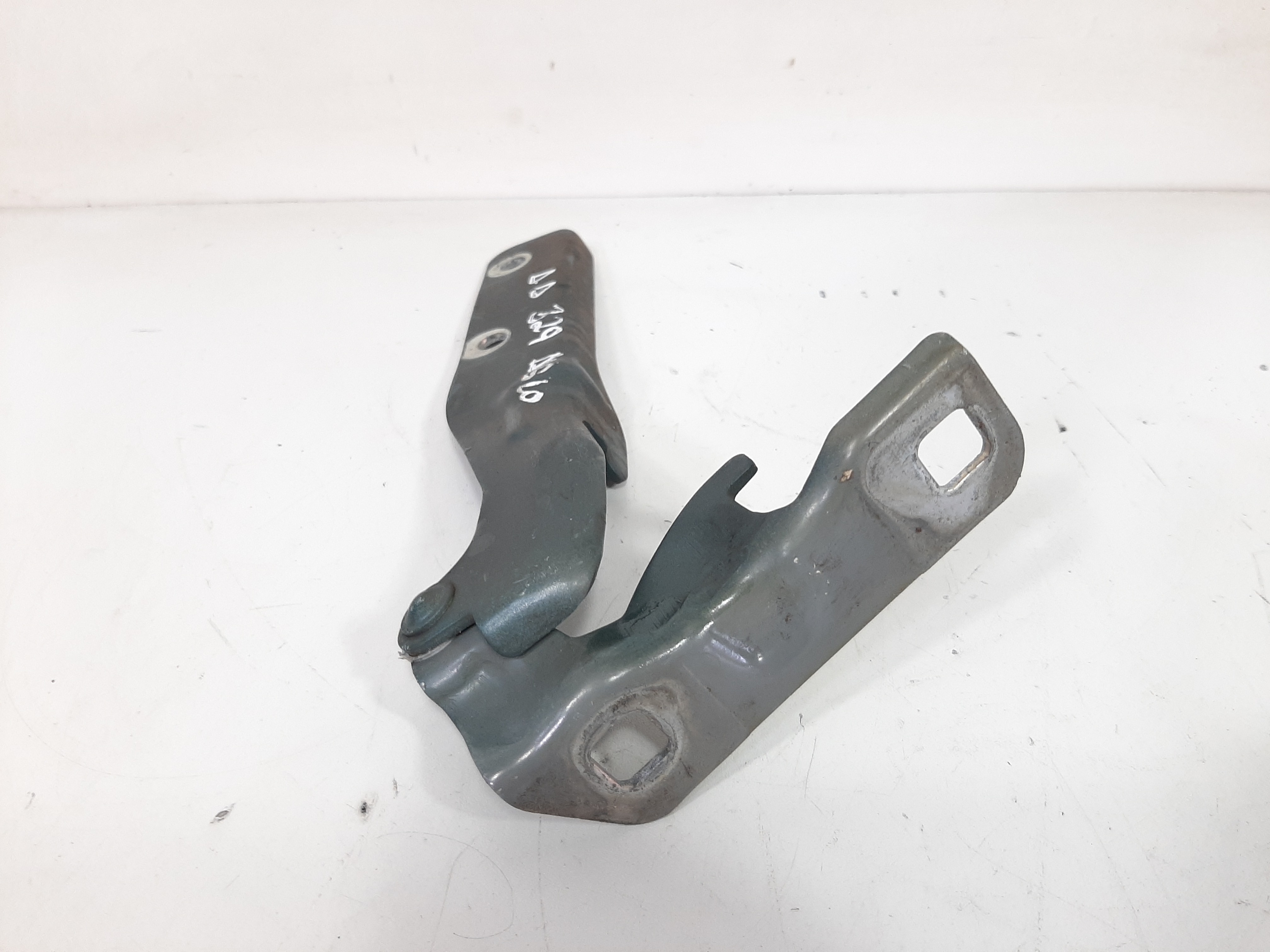 Dobradiça Capo Dianteira Direita Fiat Doblo 2002 2003 A 2013 6