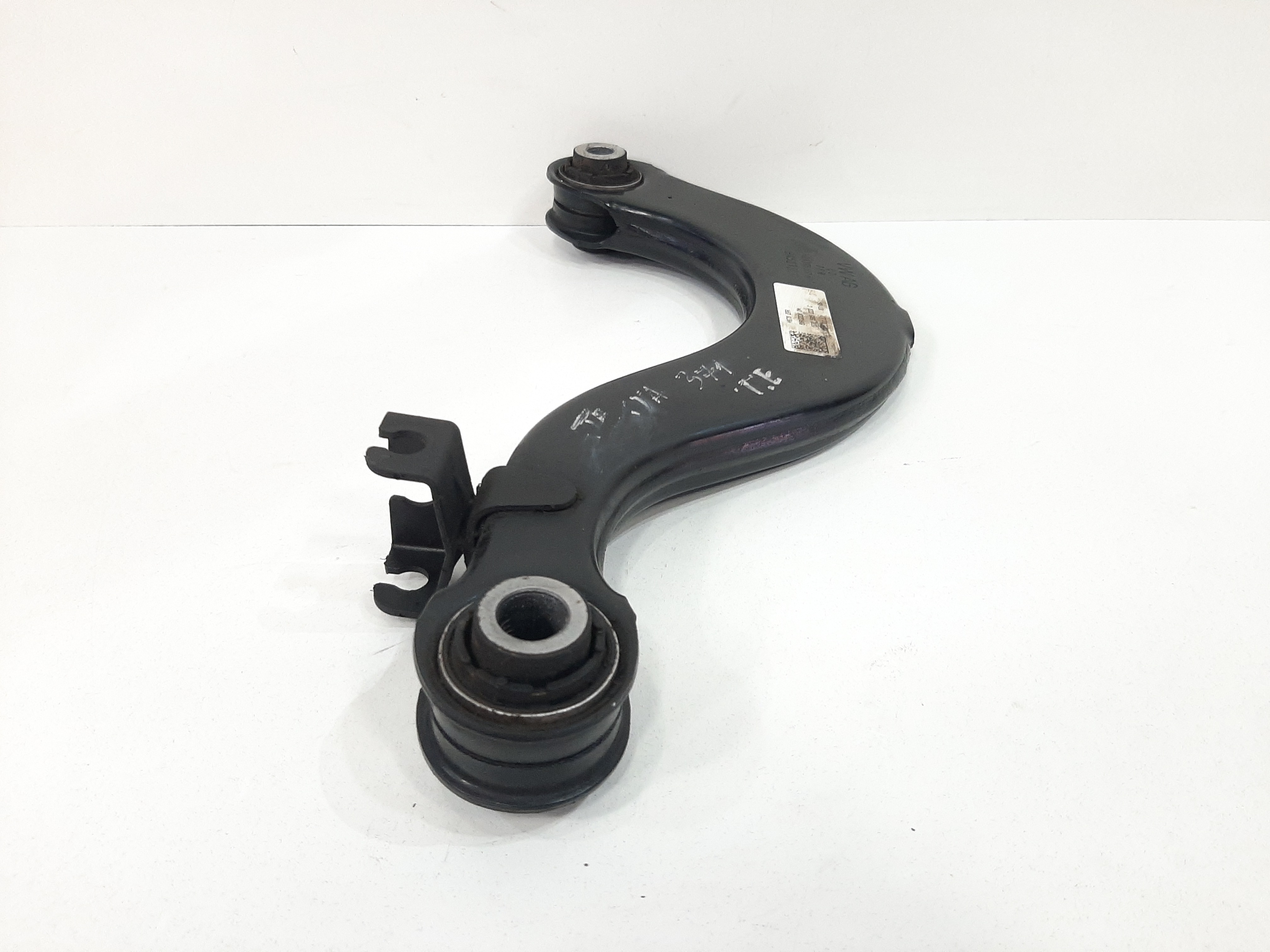 Braço Suspensão Sup Traseiro Esquerdo Vw Jetta 2.0 2011 A 17 9