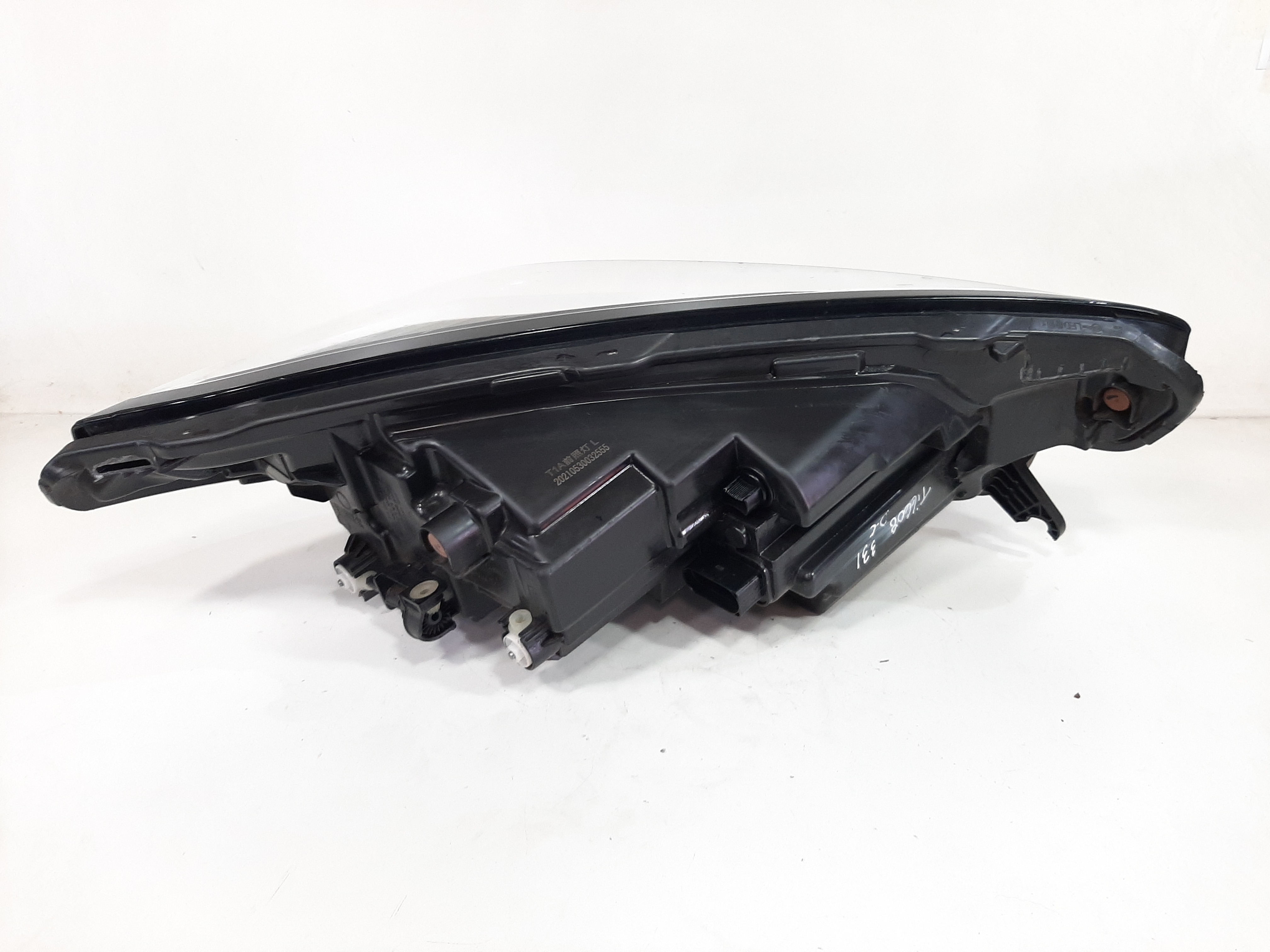 Farol Esquerdo Ledtec Chery Tiggo 8 2019 A 2022 C/avarias 2