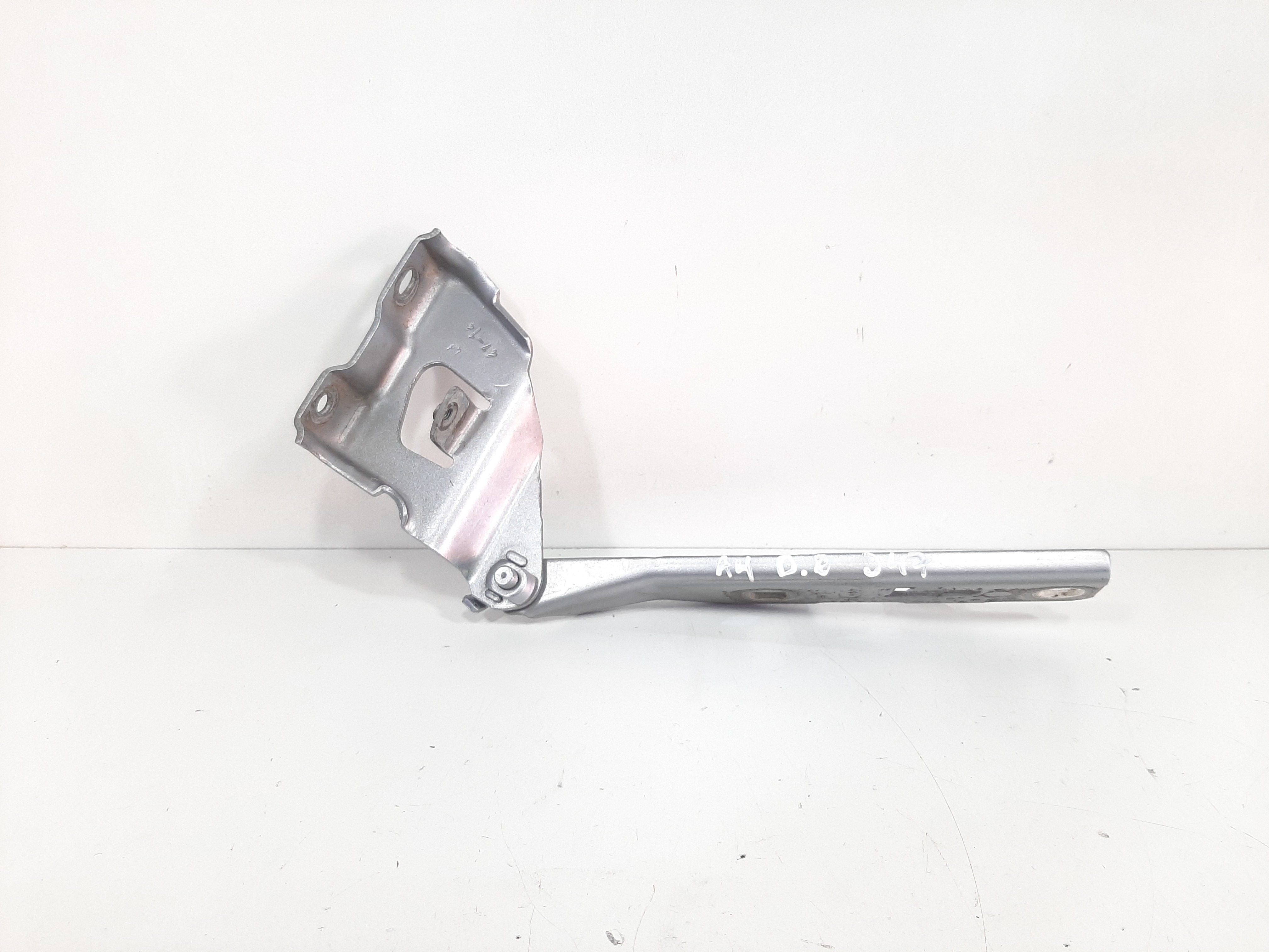 Dobradiça Lado Esquerdo Capô Audi A4 2013 2014 2015 4