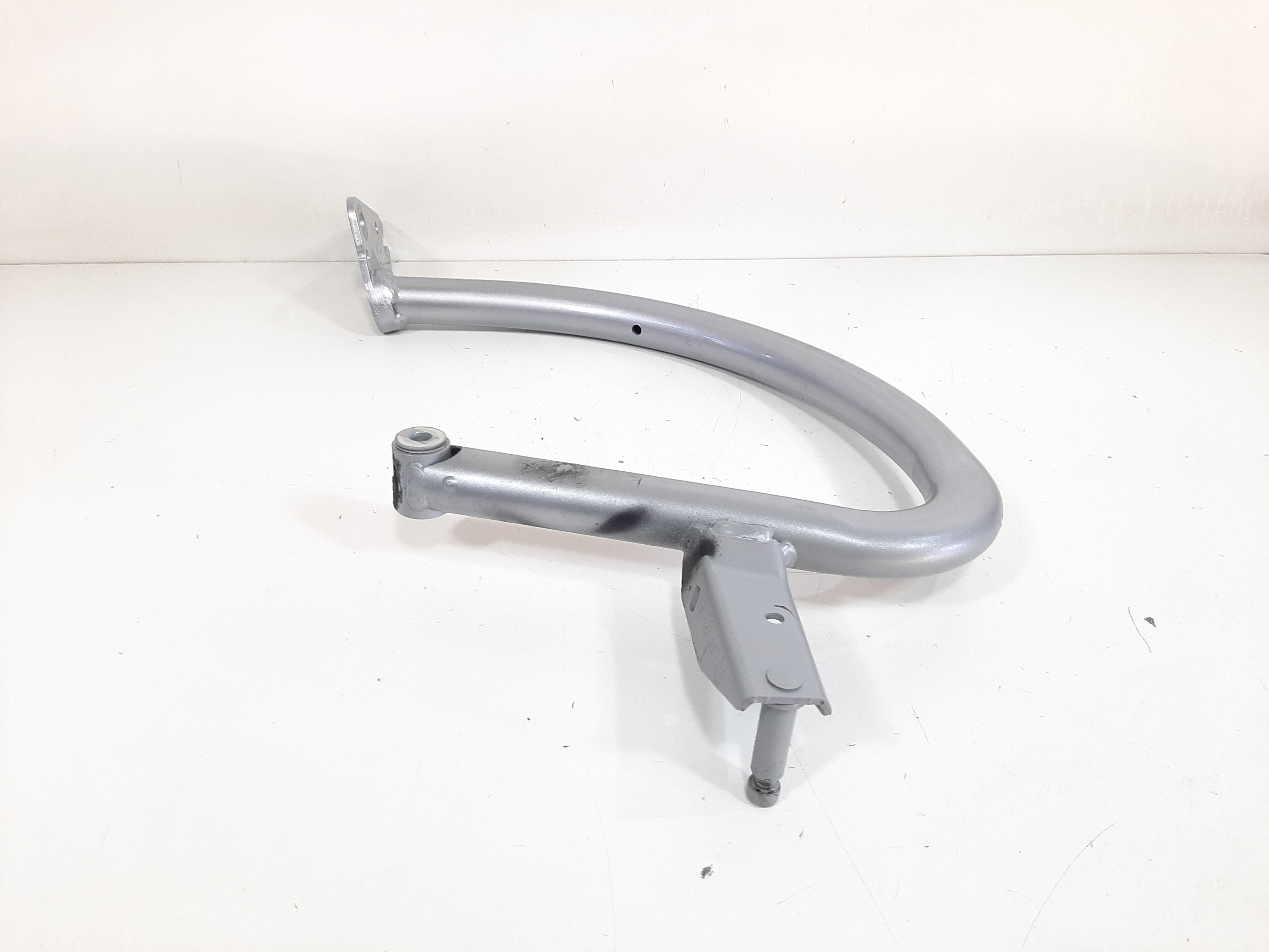 Dobradiça Direita Porta Malas Audi A4 2013 2014 2015 2016 6