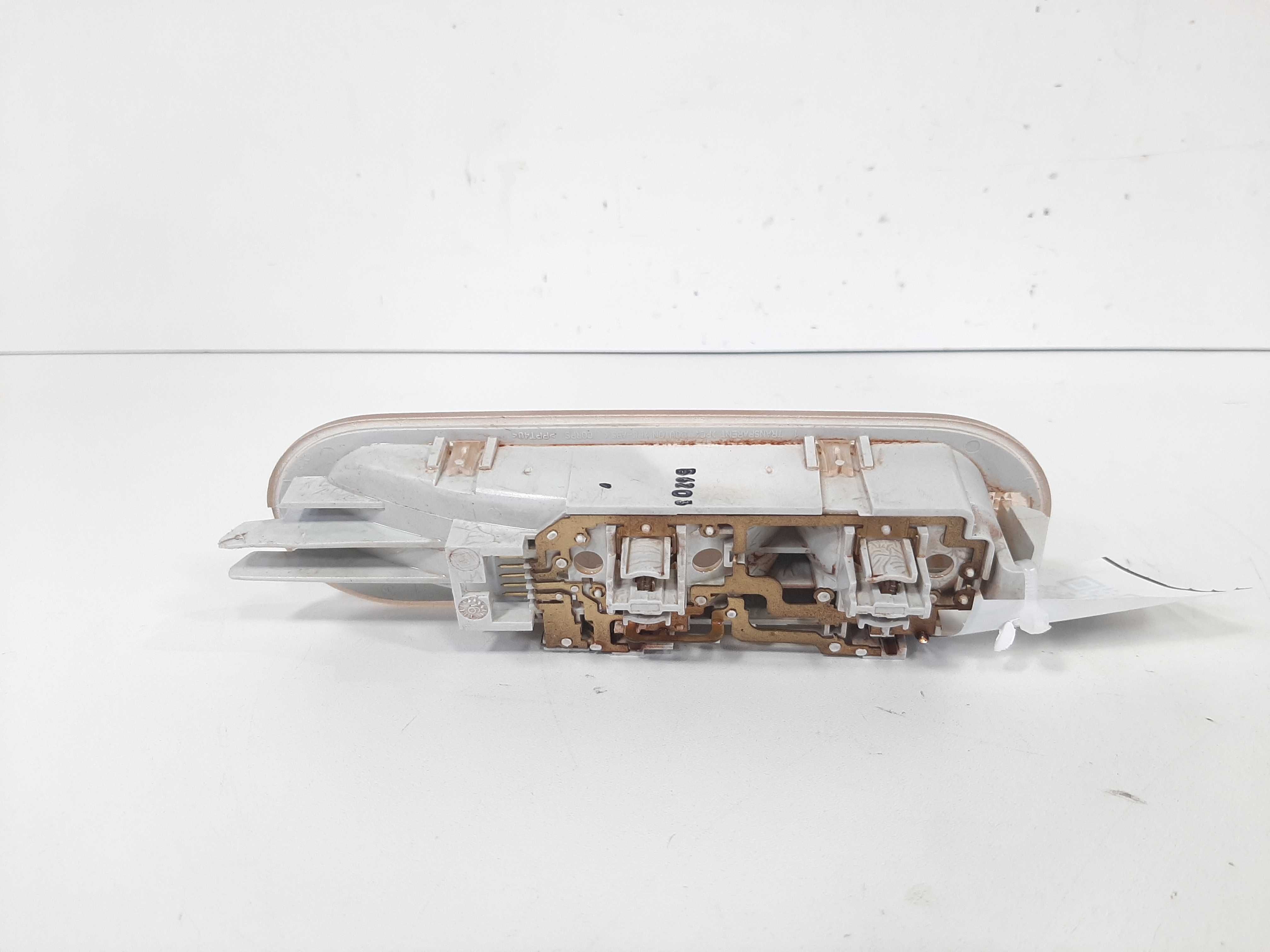 Luz Cortesia Dianteiro Renault Oroch 2012 2013 2014 A 2019 3