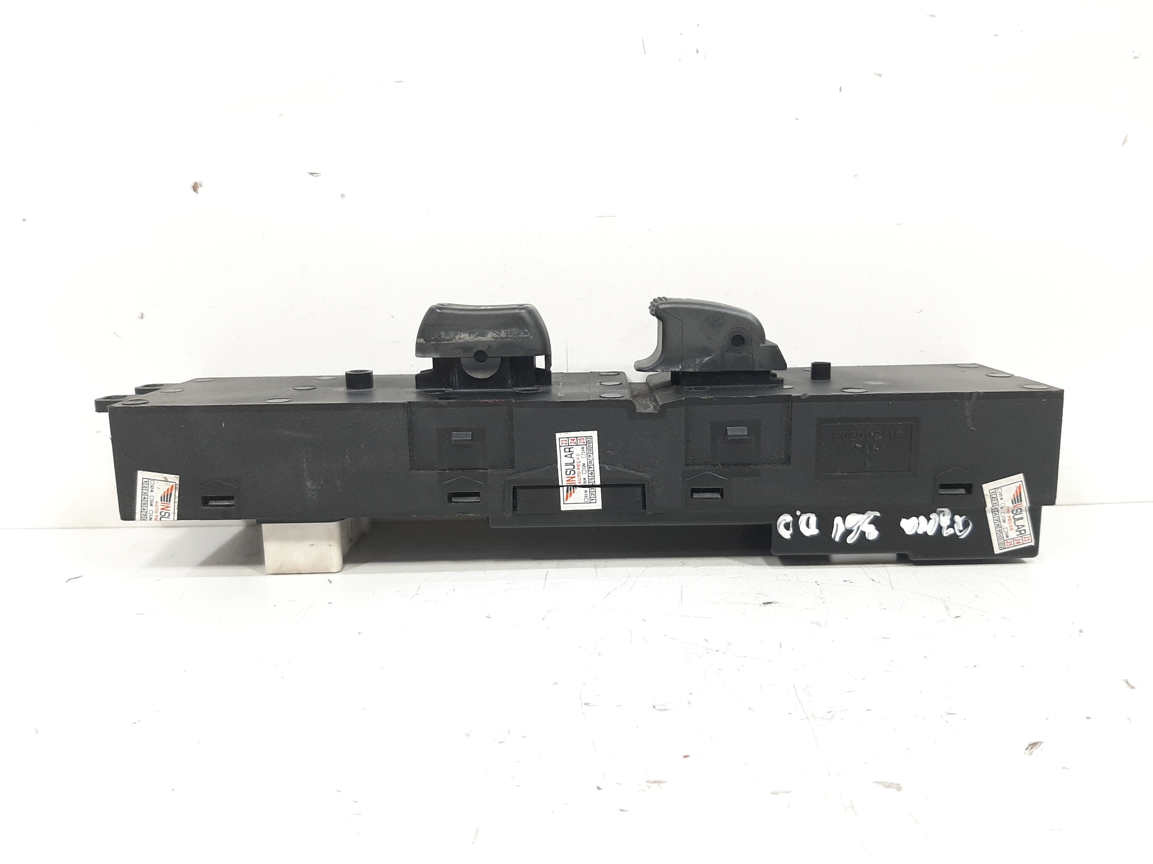 Botão Vidro Dianteiro Direito Hyundai Azera 3.3 2007 A 2011 1