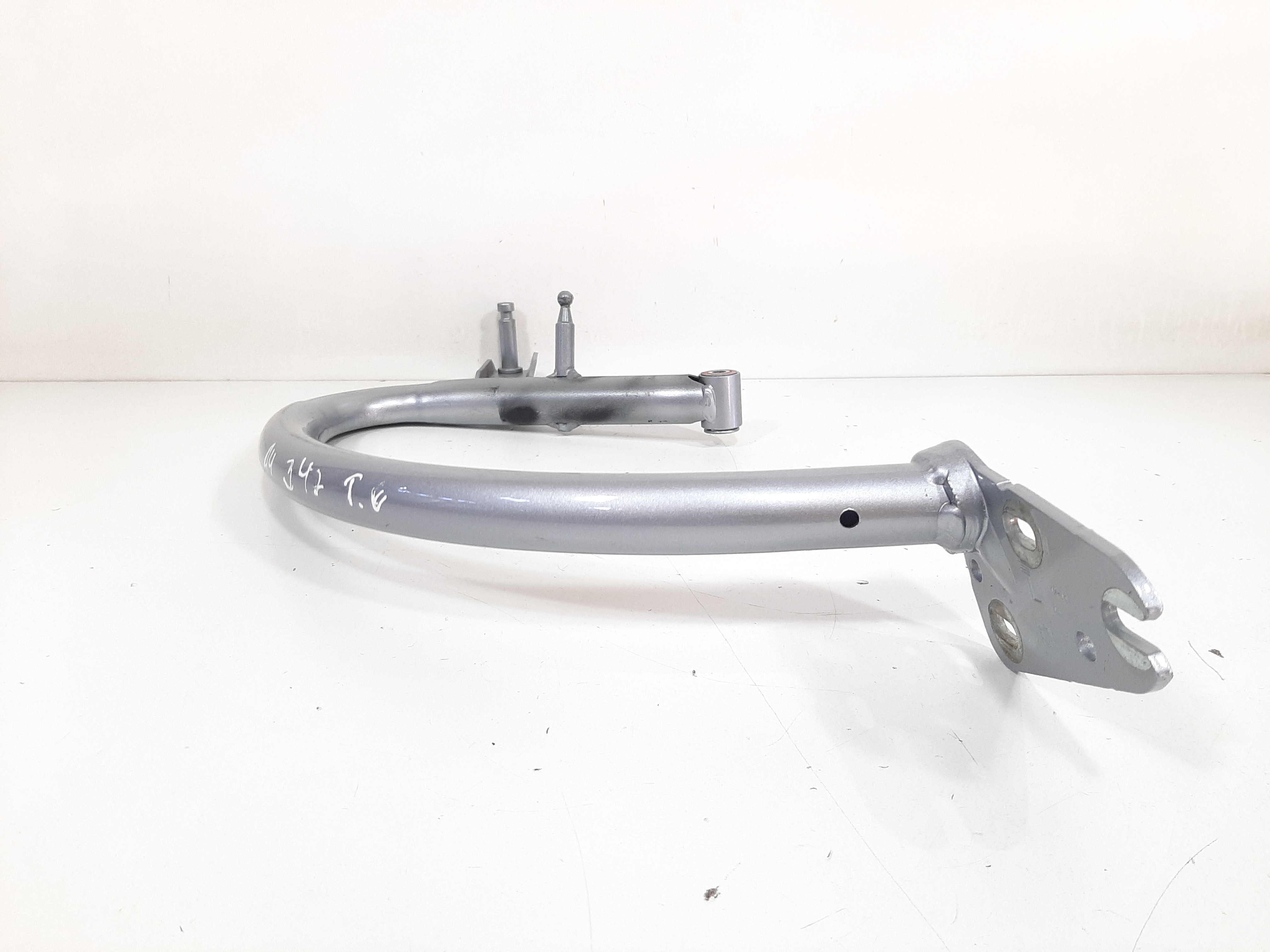 Dobradiça Esquerda Porta Malas Audi A4 2013 2014 2015 2016 8