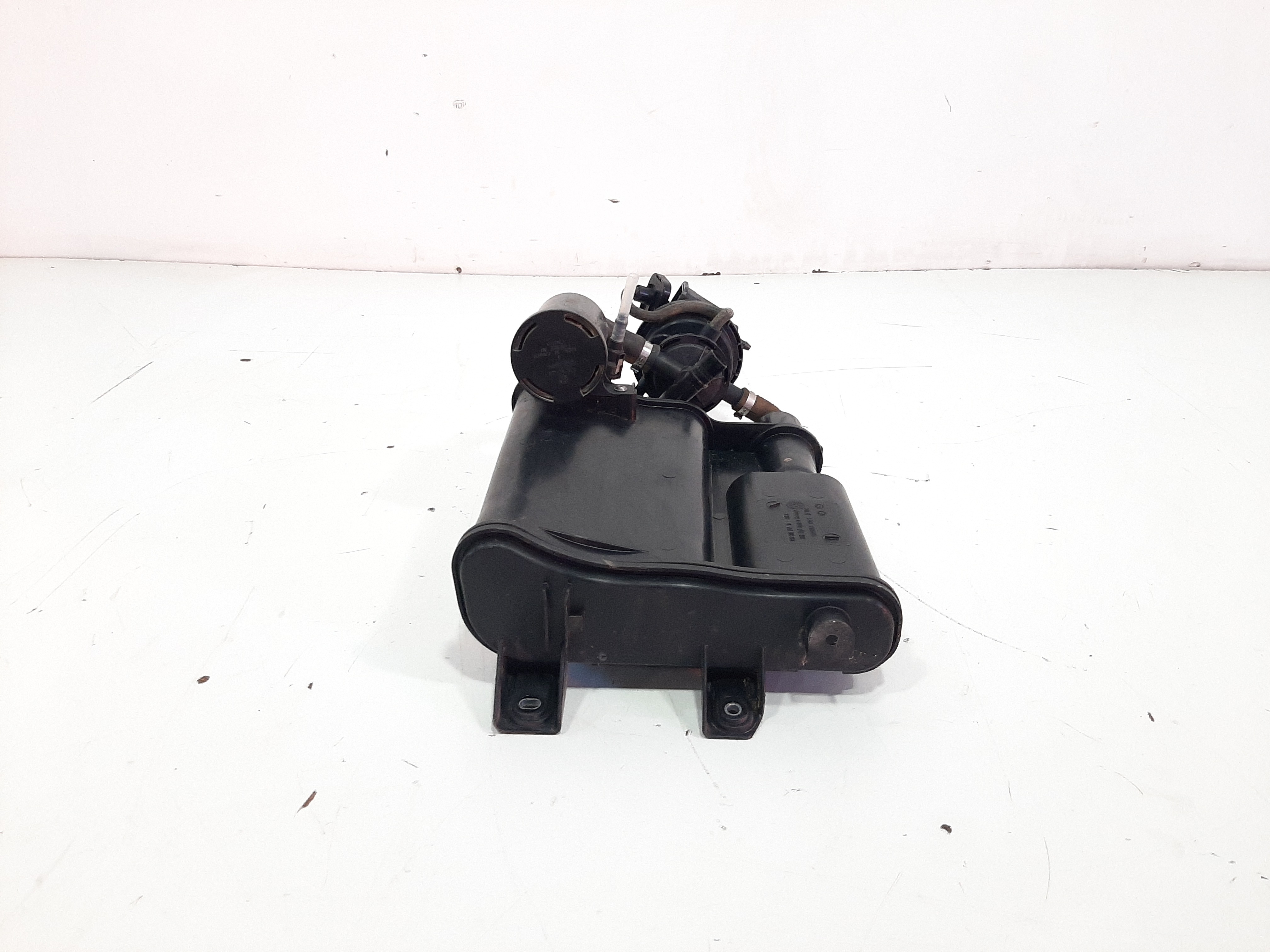 Filtro Canister Vw Tiguan 2013 2014 A 2017 Passat 2.0 Tsi 8