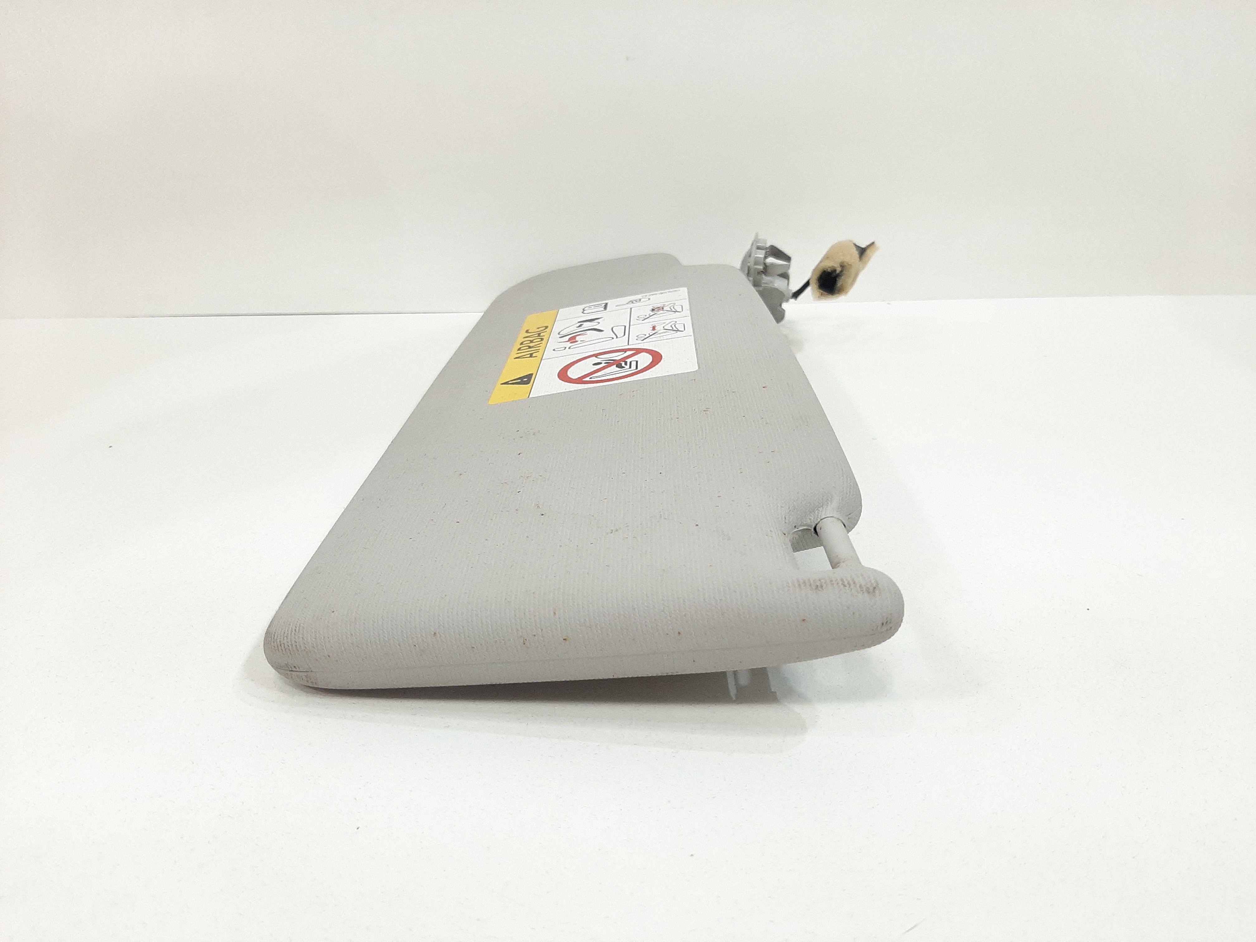 Quebra Sol Lado Direito Volkswagen Jetta 2011 2012 A 2017 2