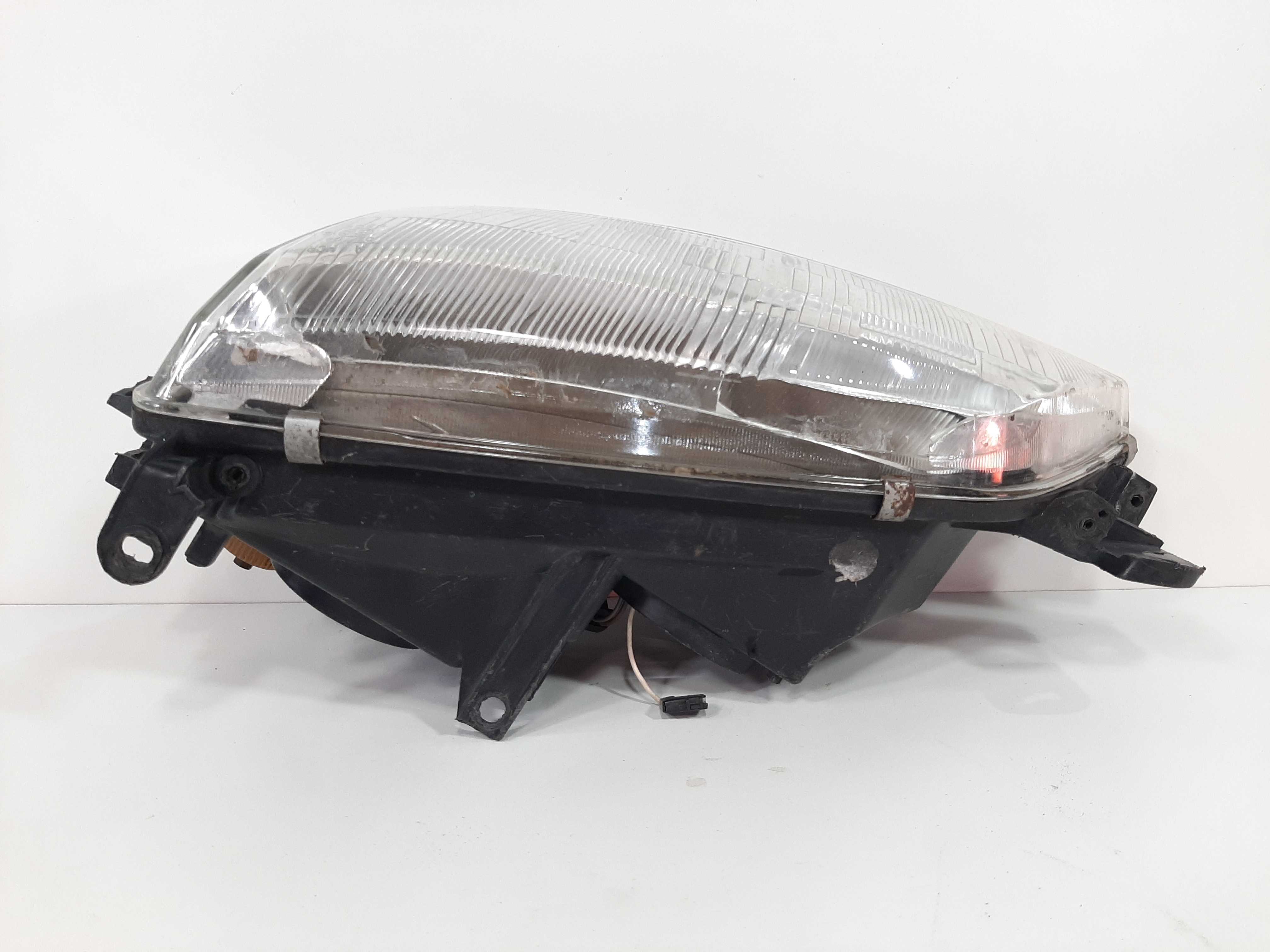 Farol Dianteiro Esquerdo Gm Vectra 1994 1995 1996 A 1999 4